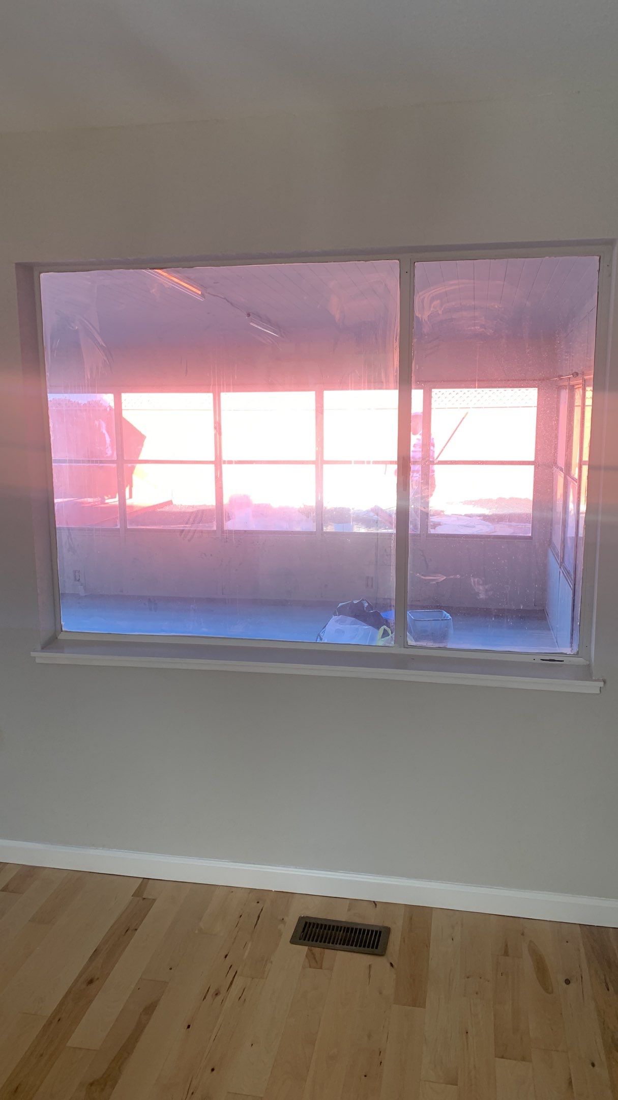 Tess Blengino Listing 2831 Gonzaga by SpotFree Window Cleaning