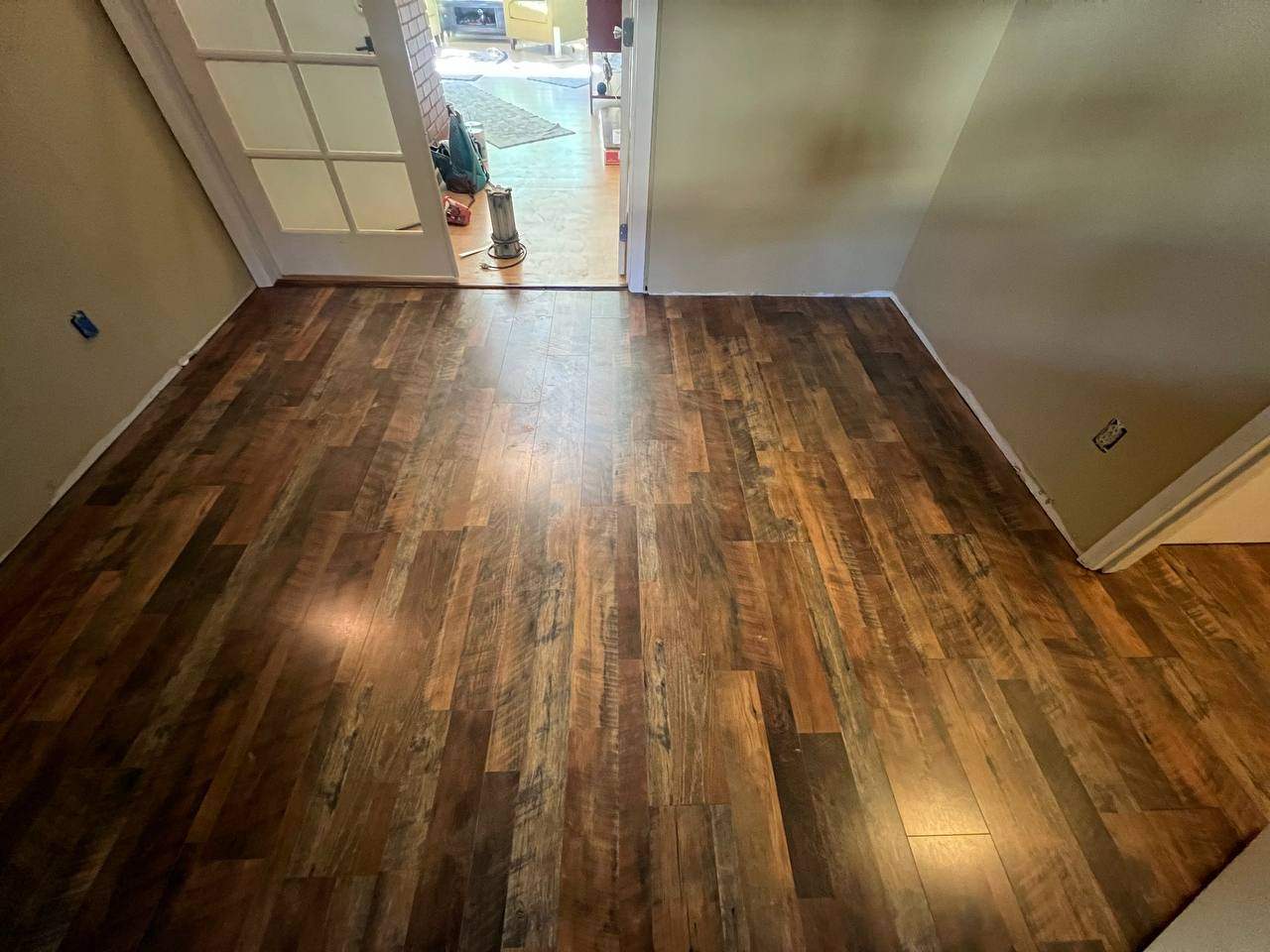 Flooring Installation by Handyman State LLC