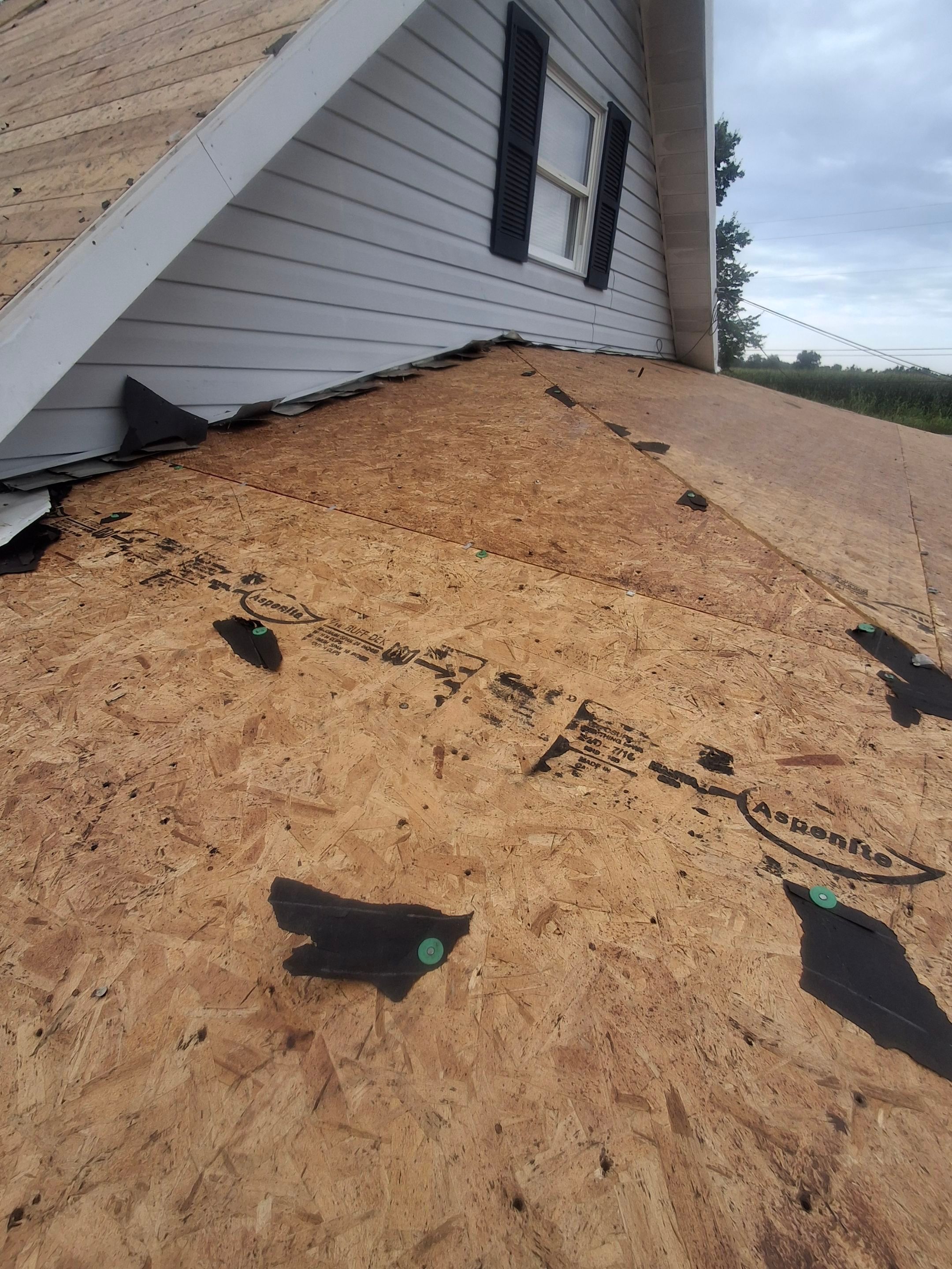 Residential Roofing Installation using GAF Timberline HDZ Fox Hollow Grey by Rainstoppers Roofing