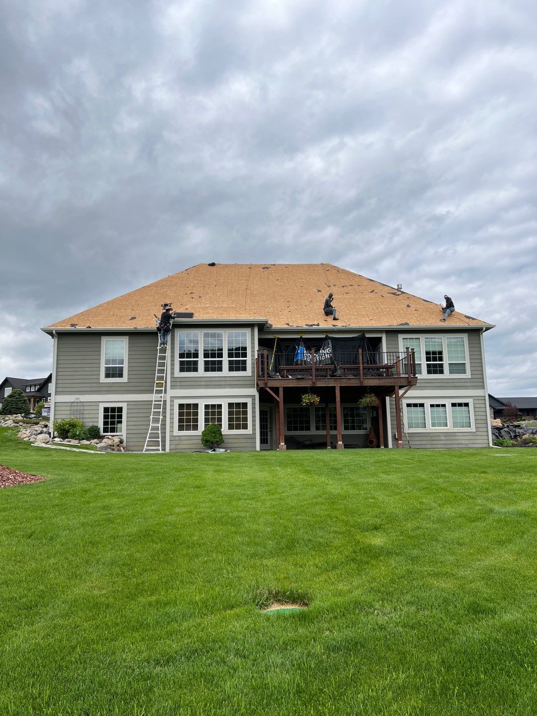 GAF Timberline HDZ - Weathered Wood by Montana Roofing Solutions