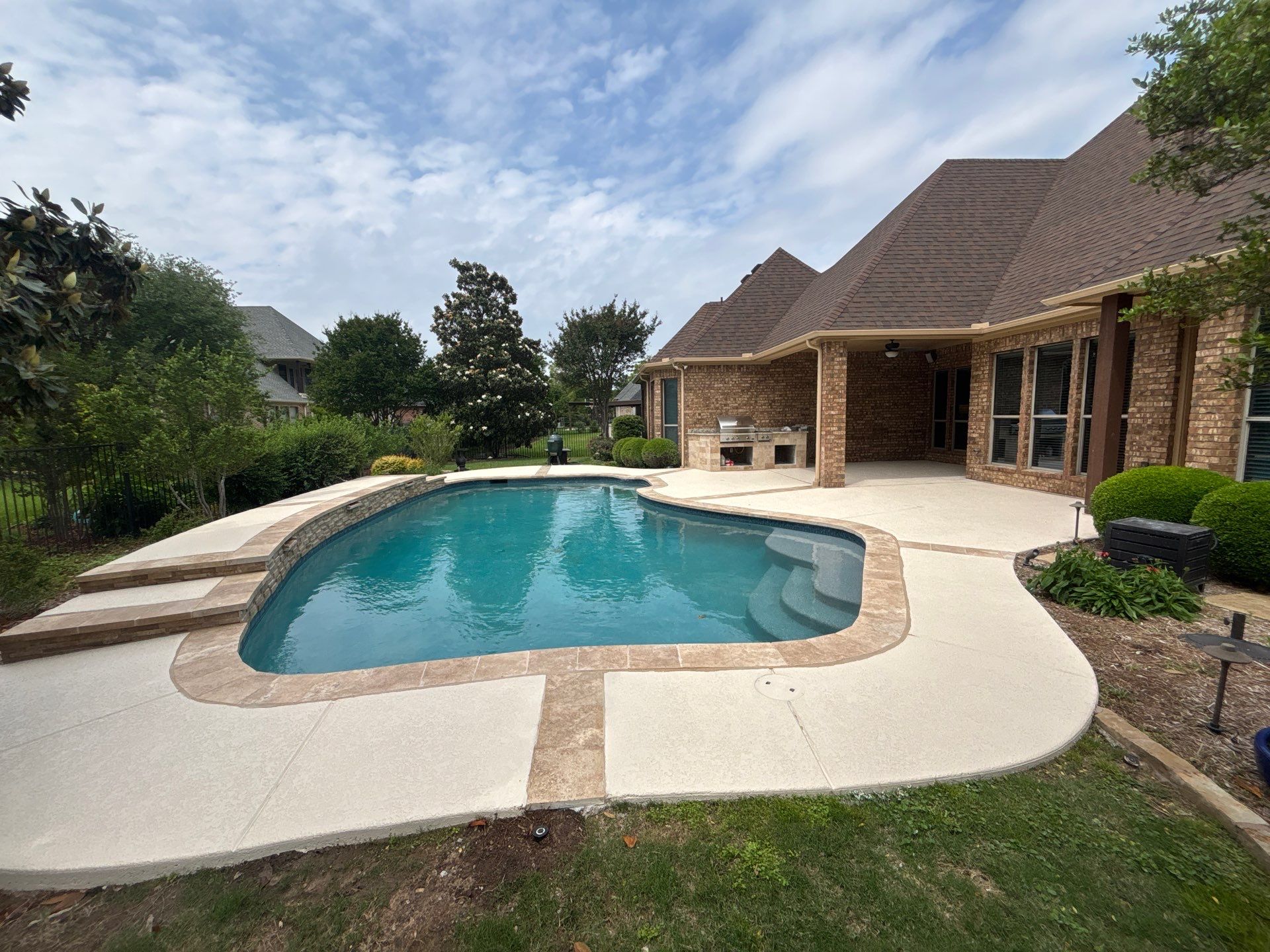 Mansfield Remodel by Sink or Swim Pools