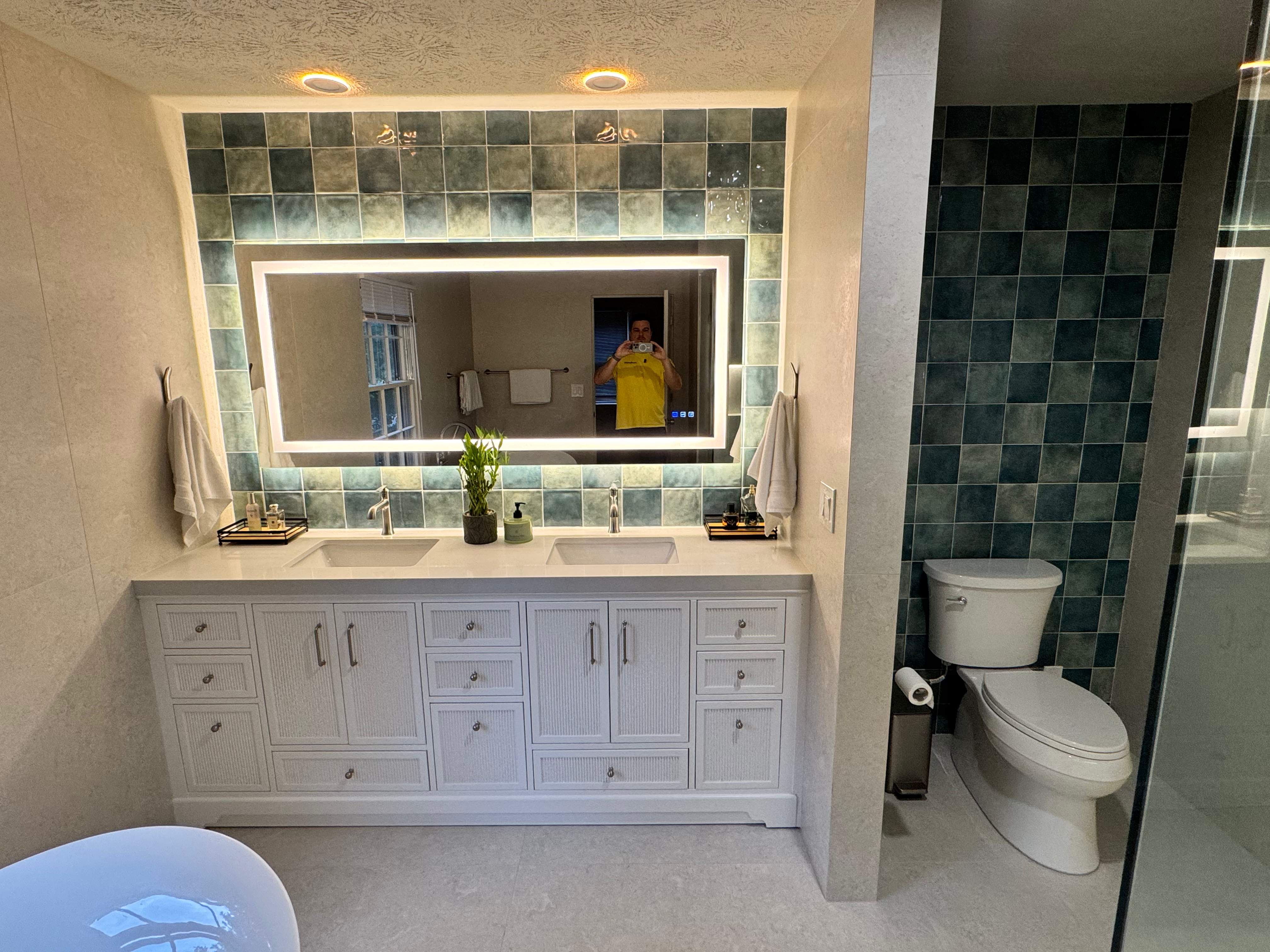 Master bathroom remodel by Prudencio