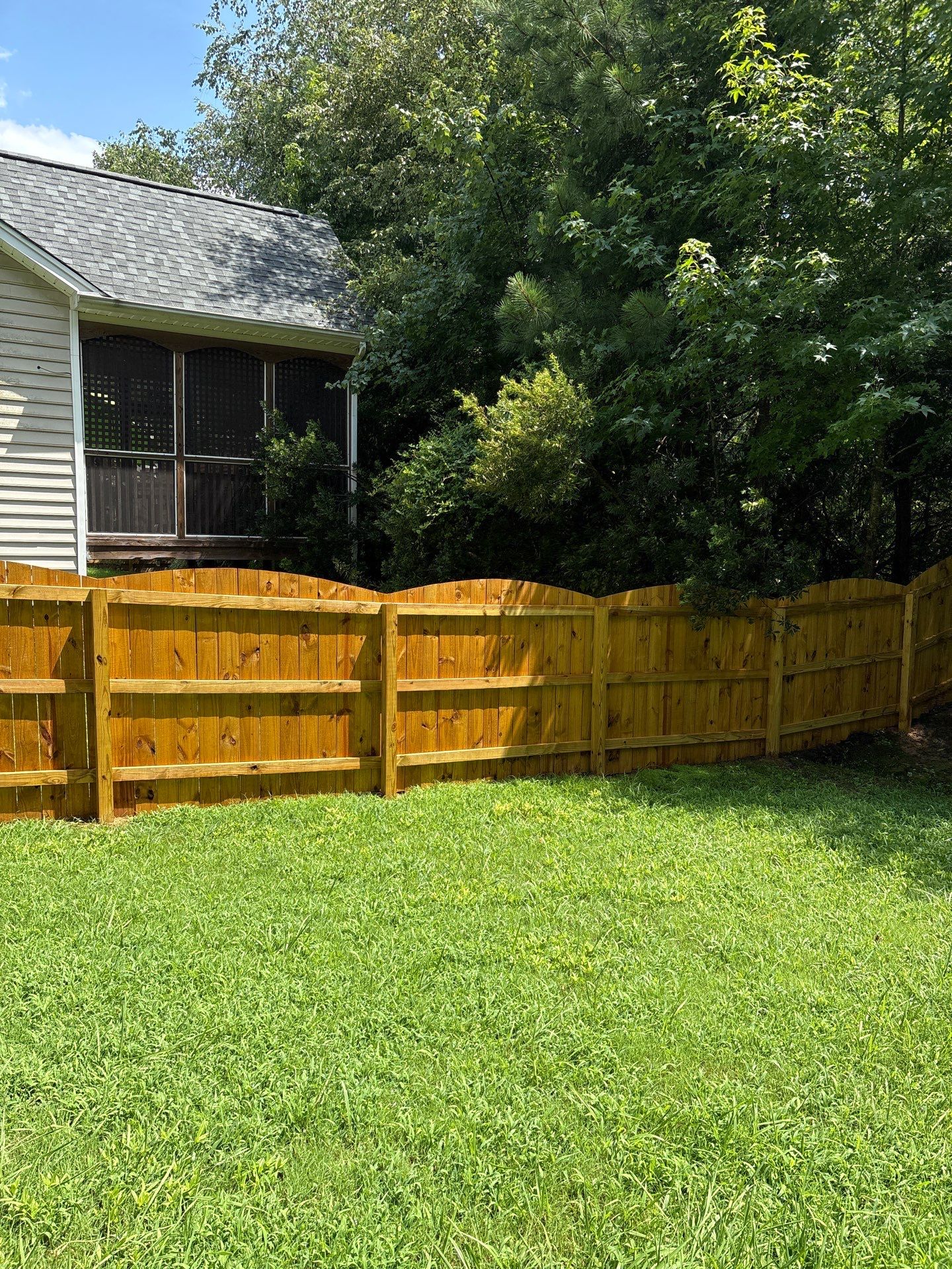Wood Fence using Wood Sealant by DuraSeal