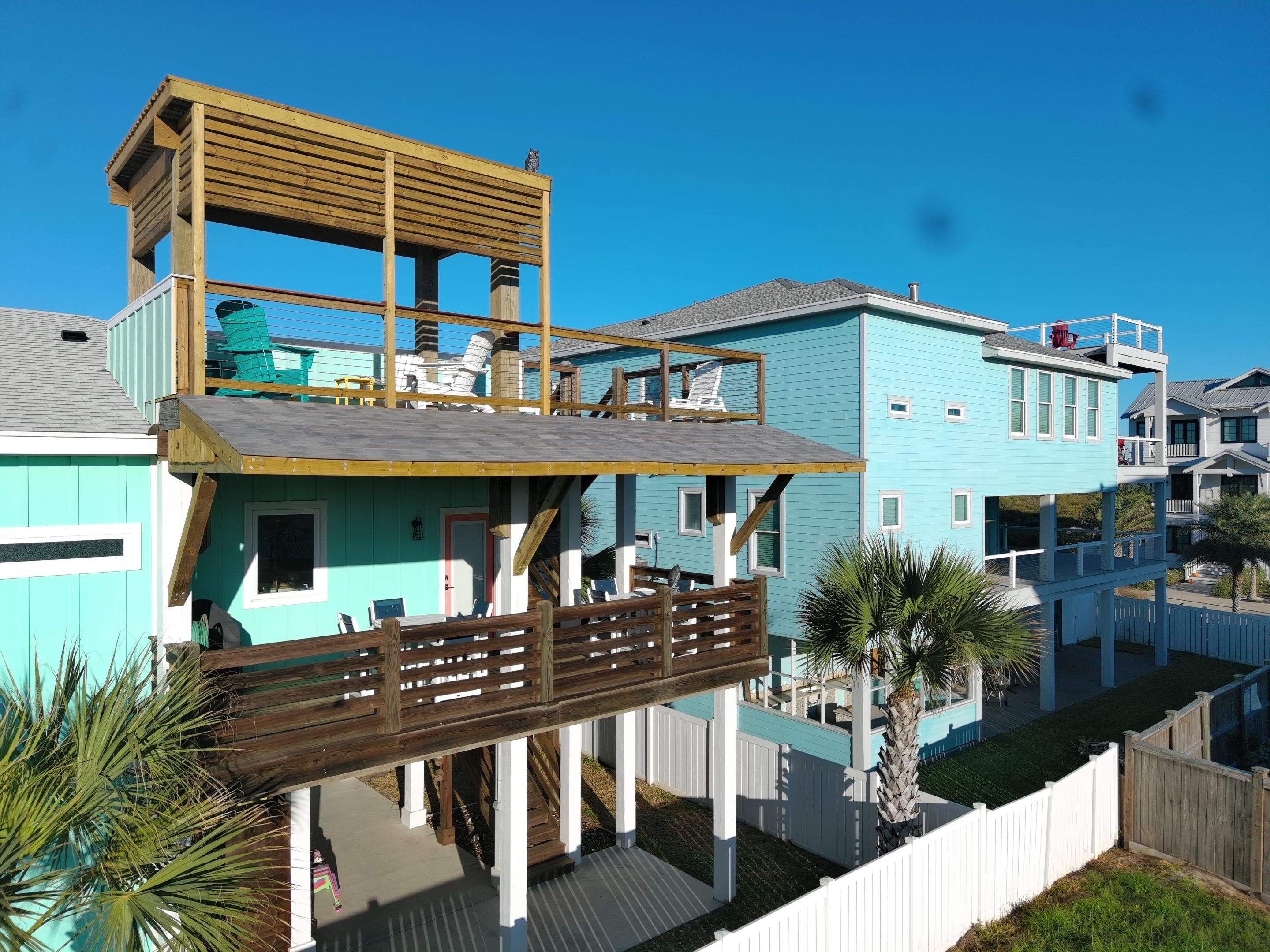 Roof Top Clubhouse on the Beach by Bayfront Roofing and Construction