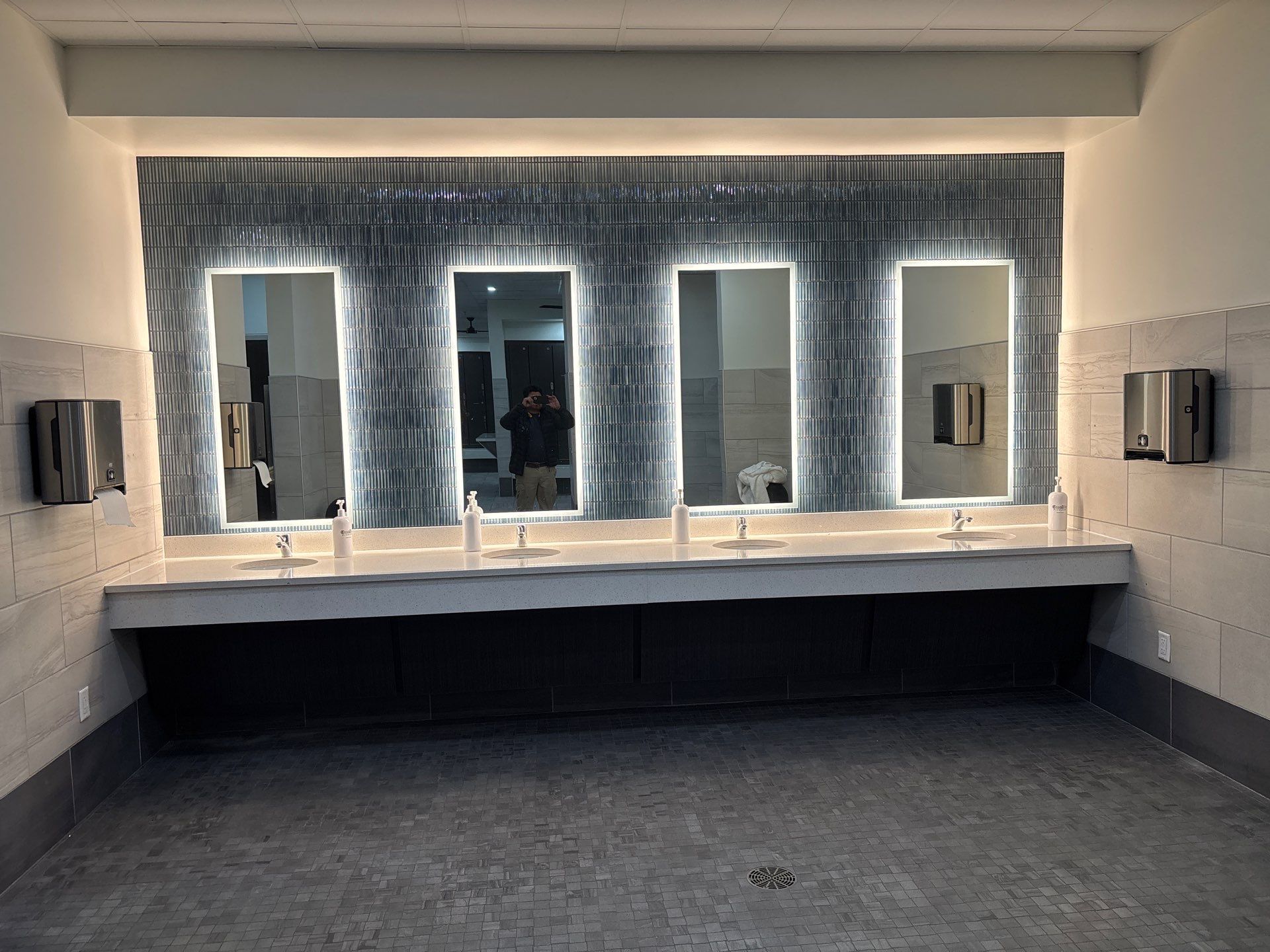 Hampton OLF - Locker rooms and backsplash by Nova HomeWorks
