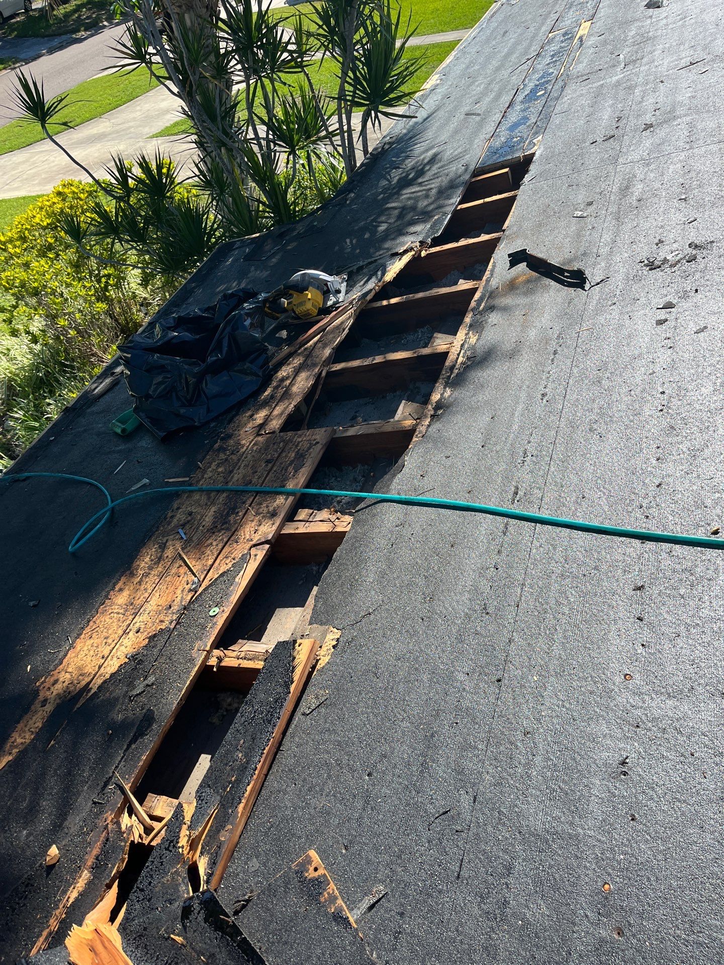 Project in St. Petersburg 33703 by Mitchell Roofing Company LLC 