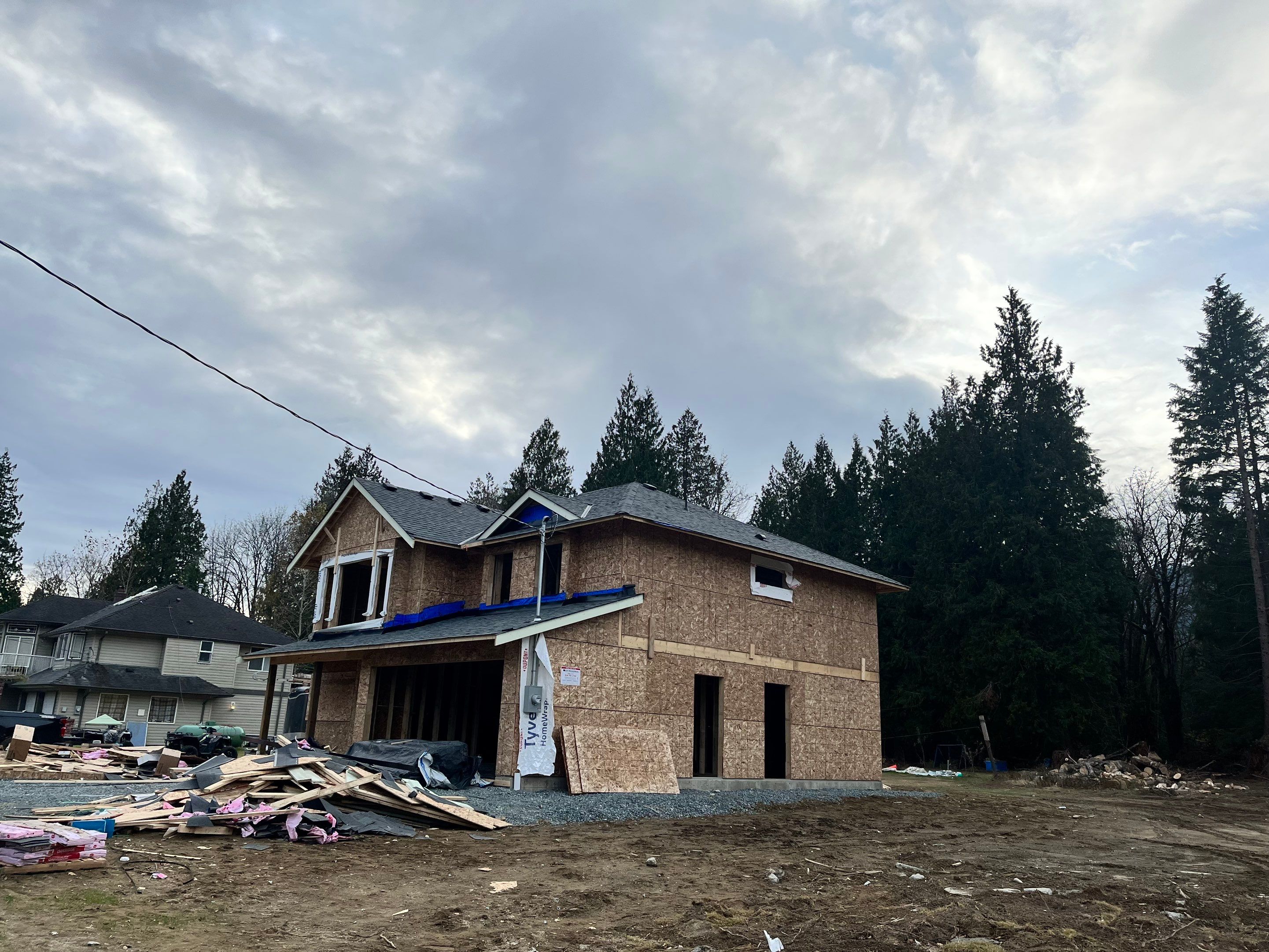 Residential Roofing Installation using OC Oakridge shingles by Top Notch Roofing Inc