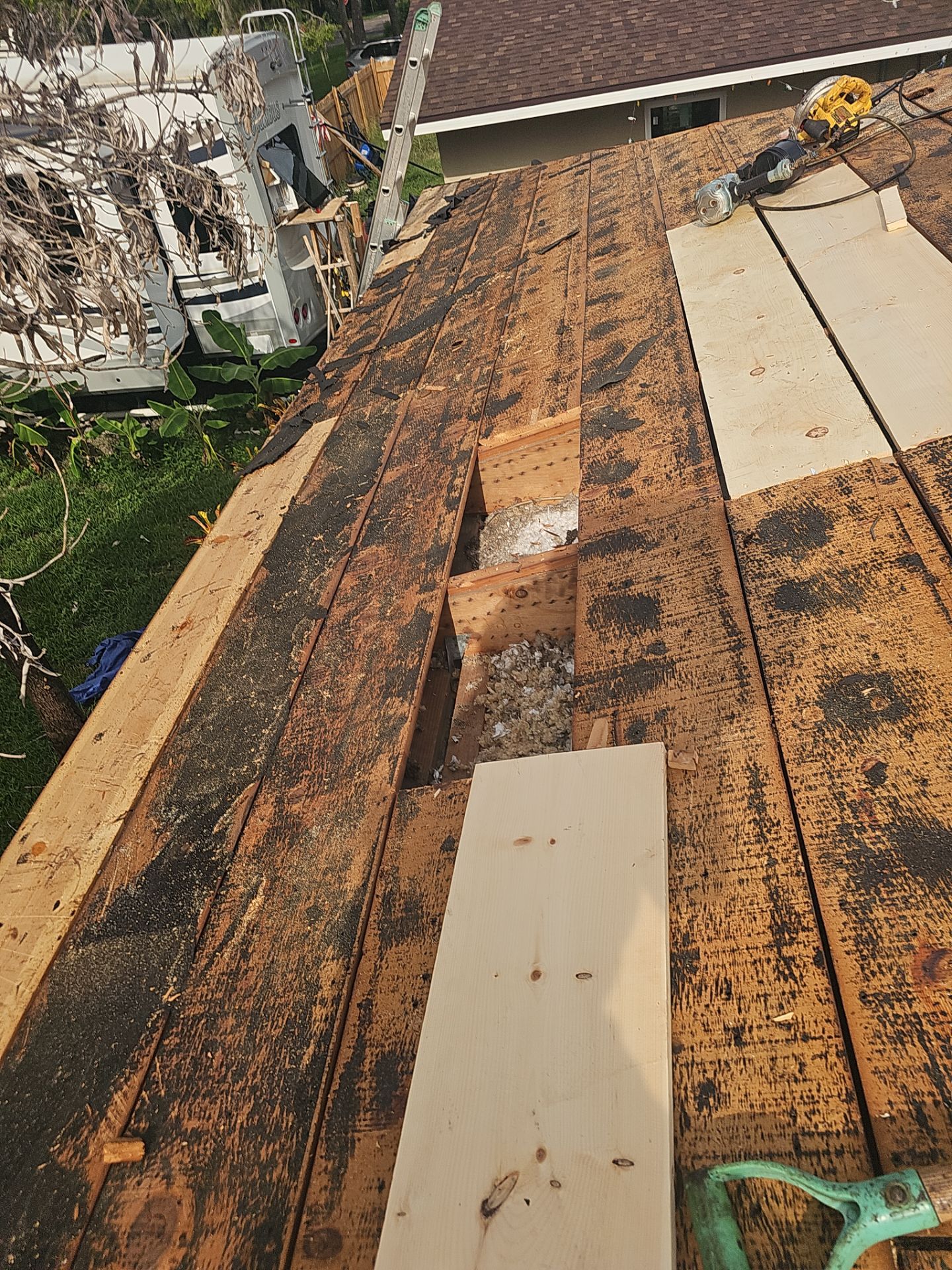 Project in St. Petersburg 33705 by Mitchell Roofing Company LLC
