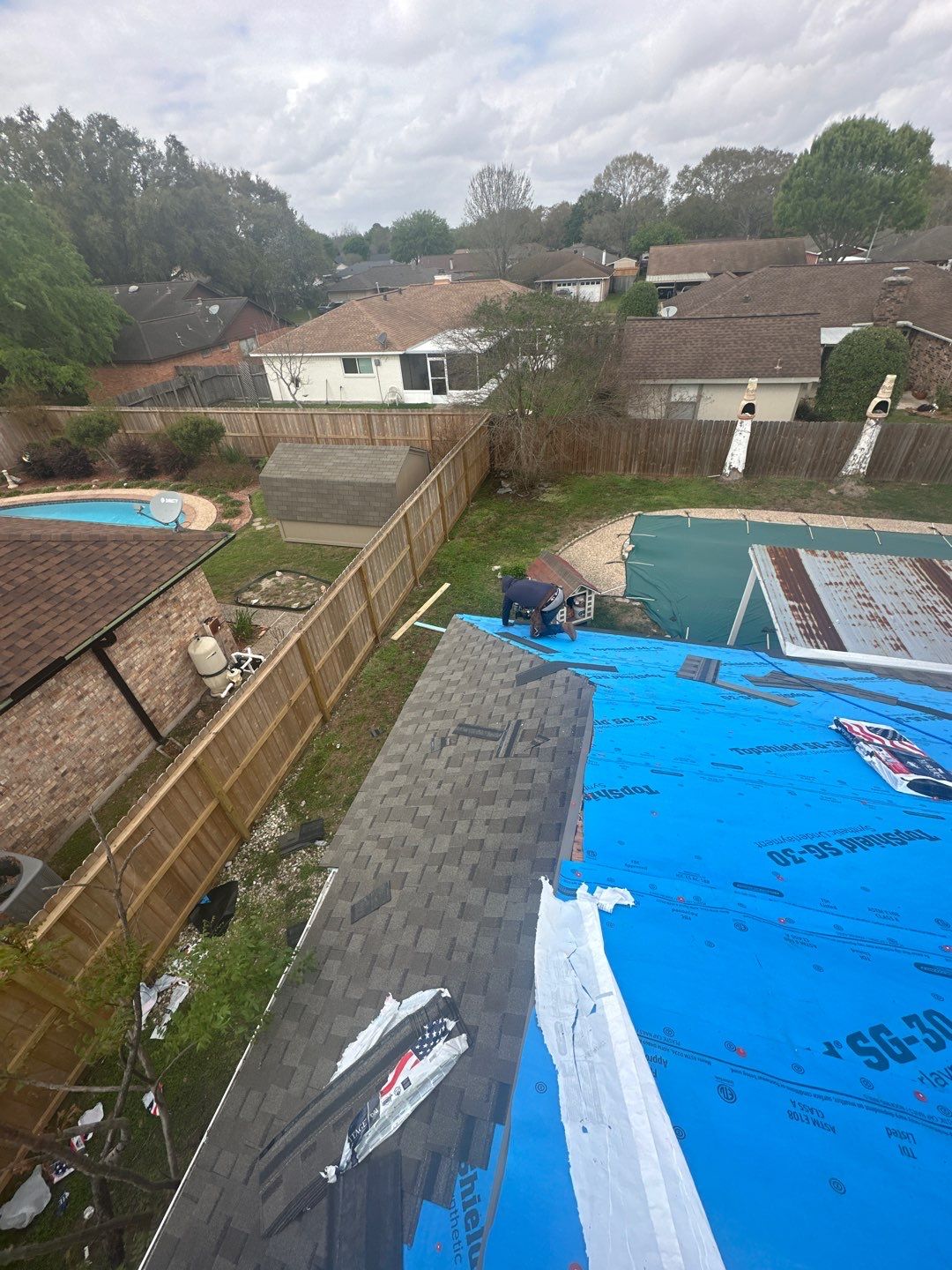 Residential Roofing Installation using Owen's Corning Duration (Lifetime) Shingles by Roof Repair Company