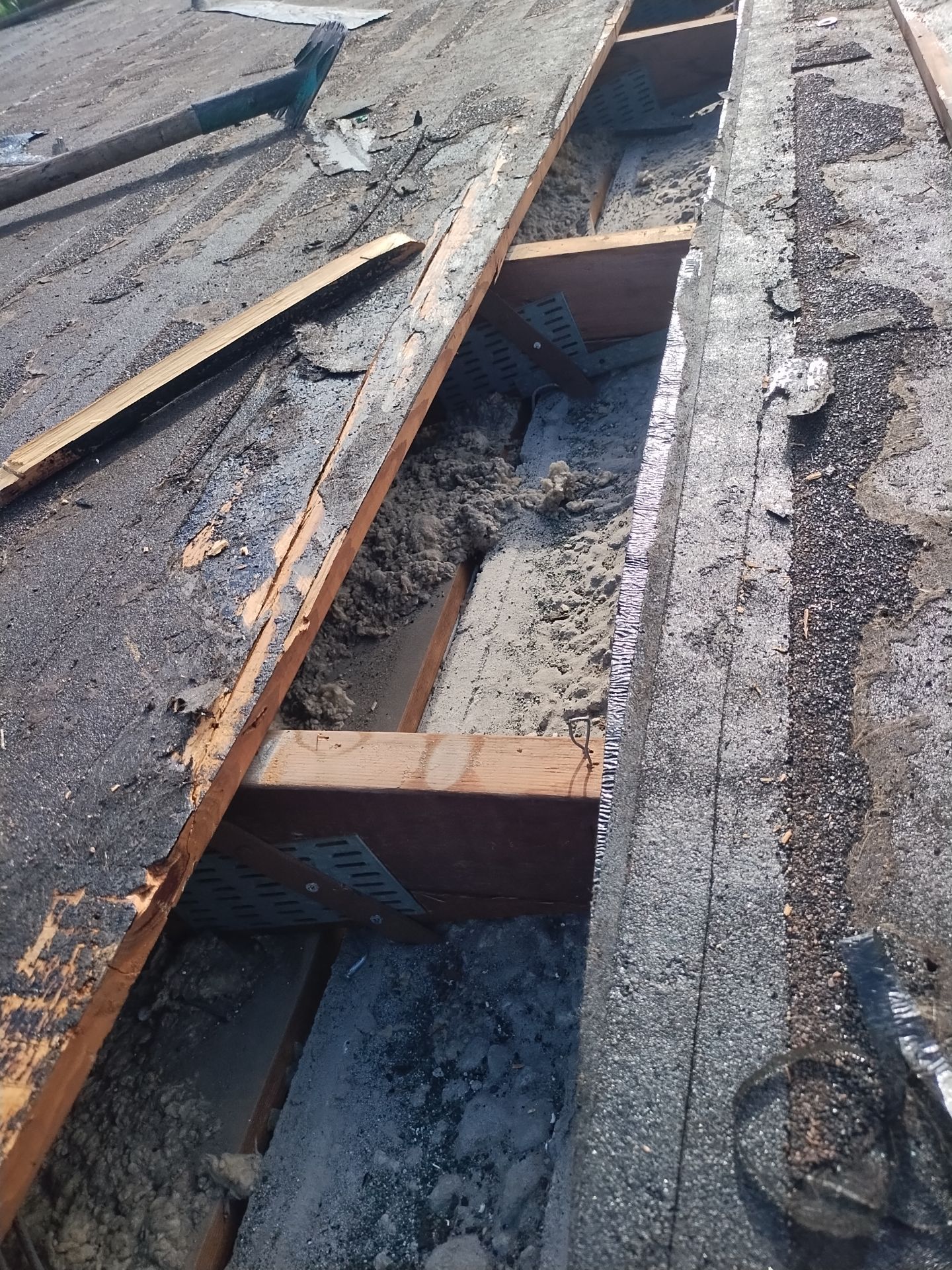 Project in St. Petersburg 33703 by Mitchell Roofing Company LLC 