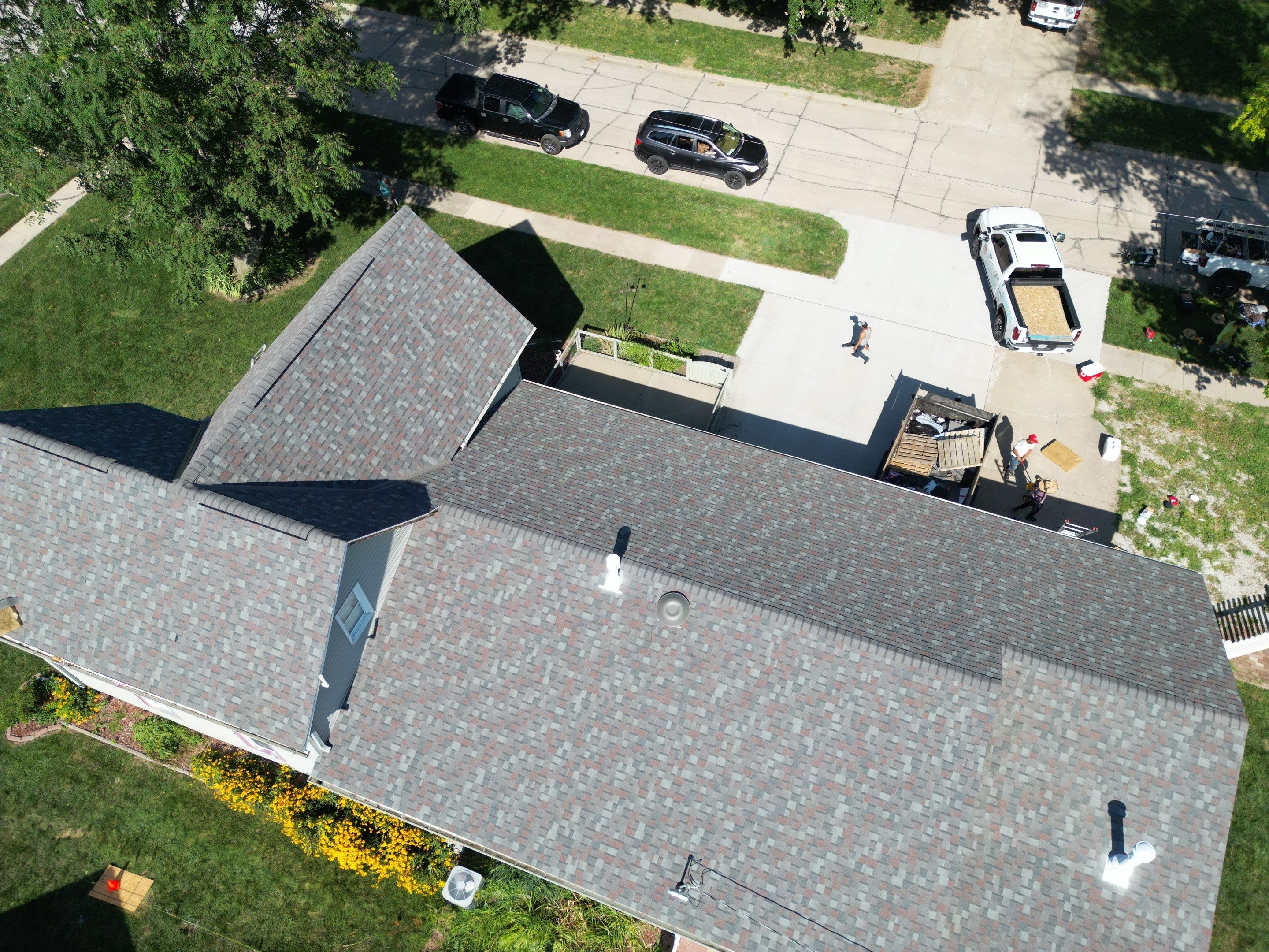 Residential Roofing Installation using Owens Corning Duration Colonial Slate by Lightning Exteriors