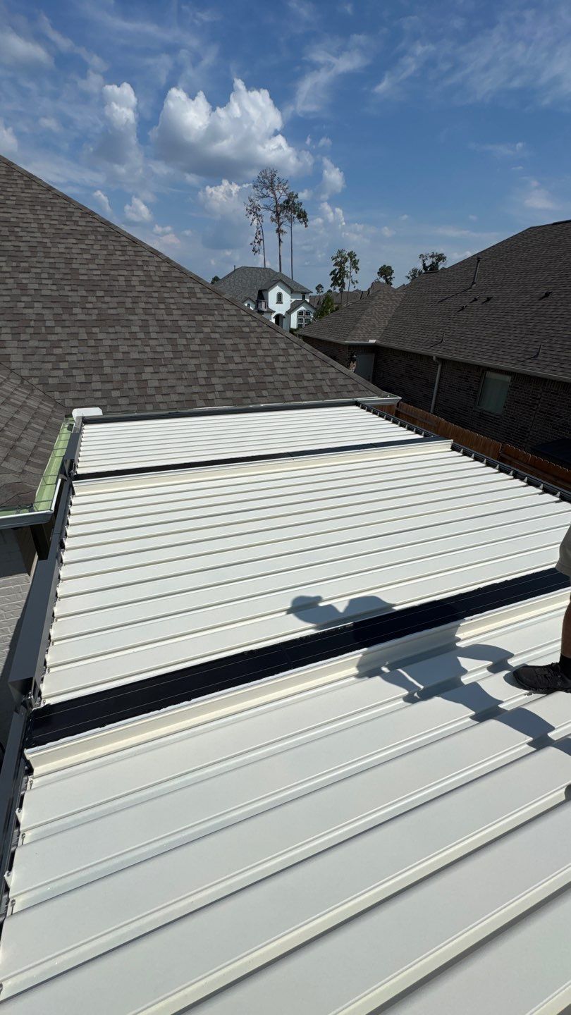 Mr & Mrs Smith  by Texas Urban Elements