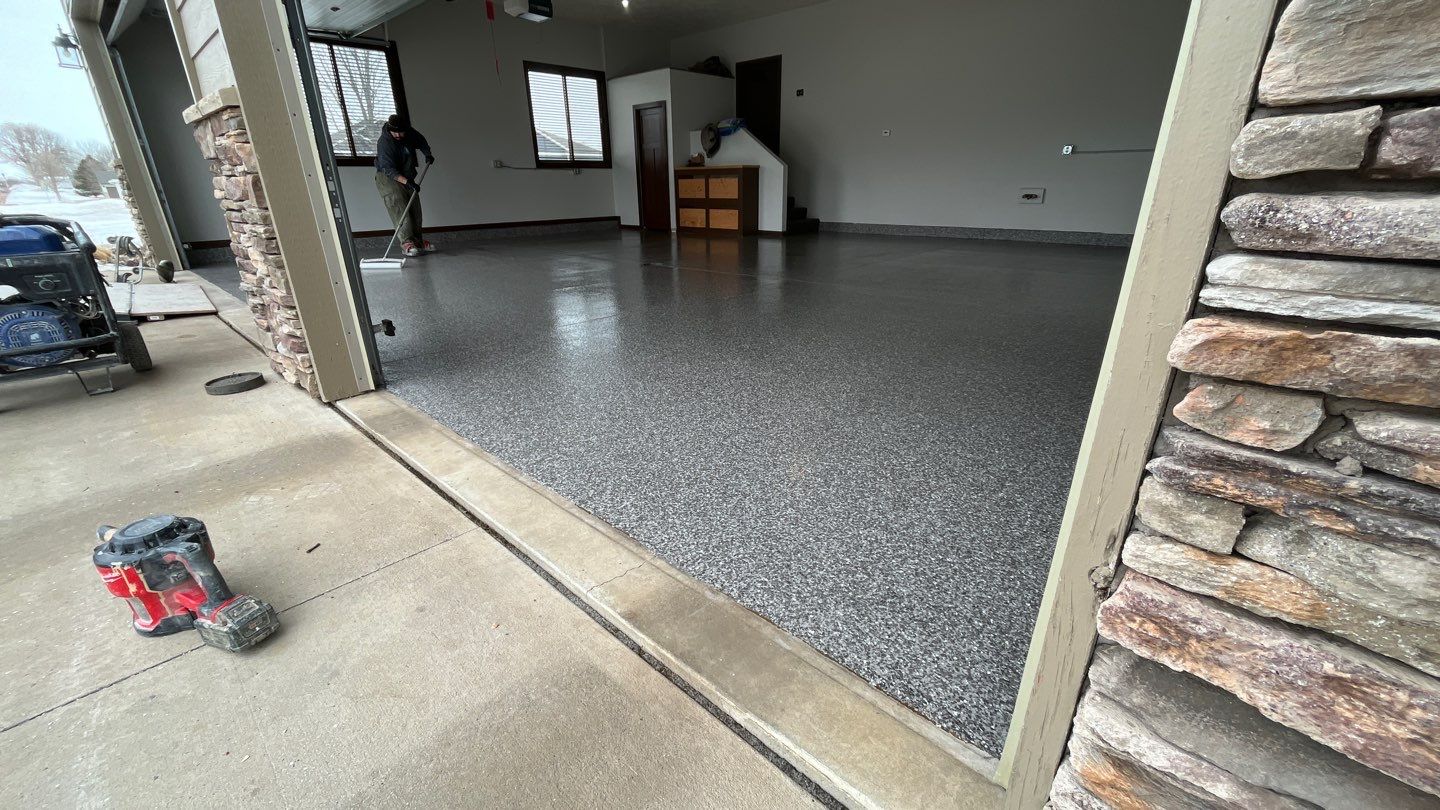 Garage using Silver Creek by Select Painting, Coatings & Garage Cabinets