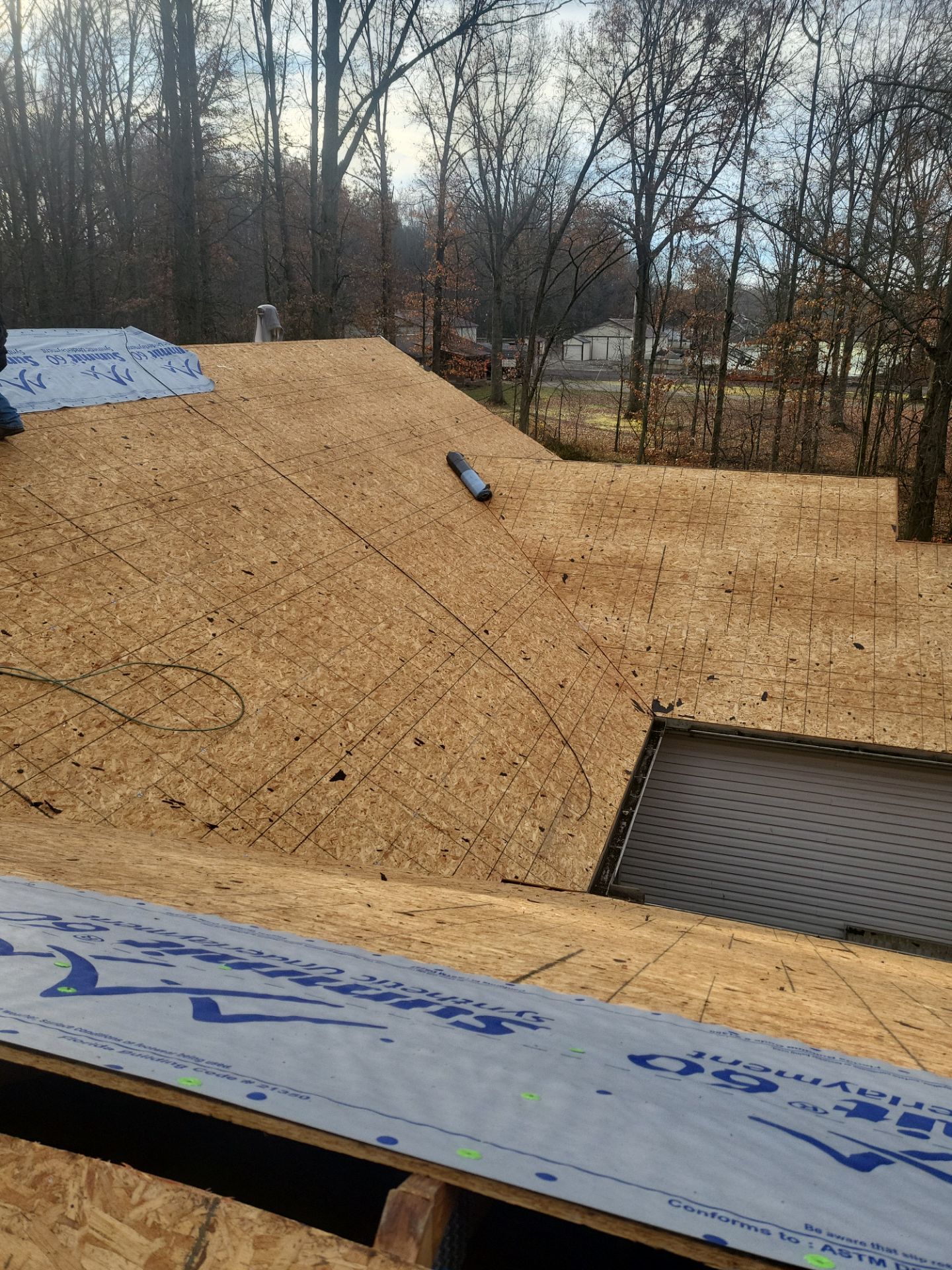 ATLAS PINNACLE COLOR: BURNT HICKORY DRIP EDGE: ROYAL BROWN by Eagle Eye Roofing