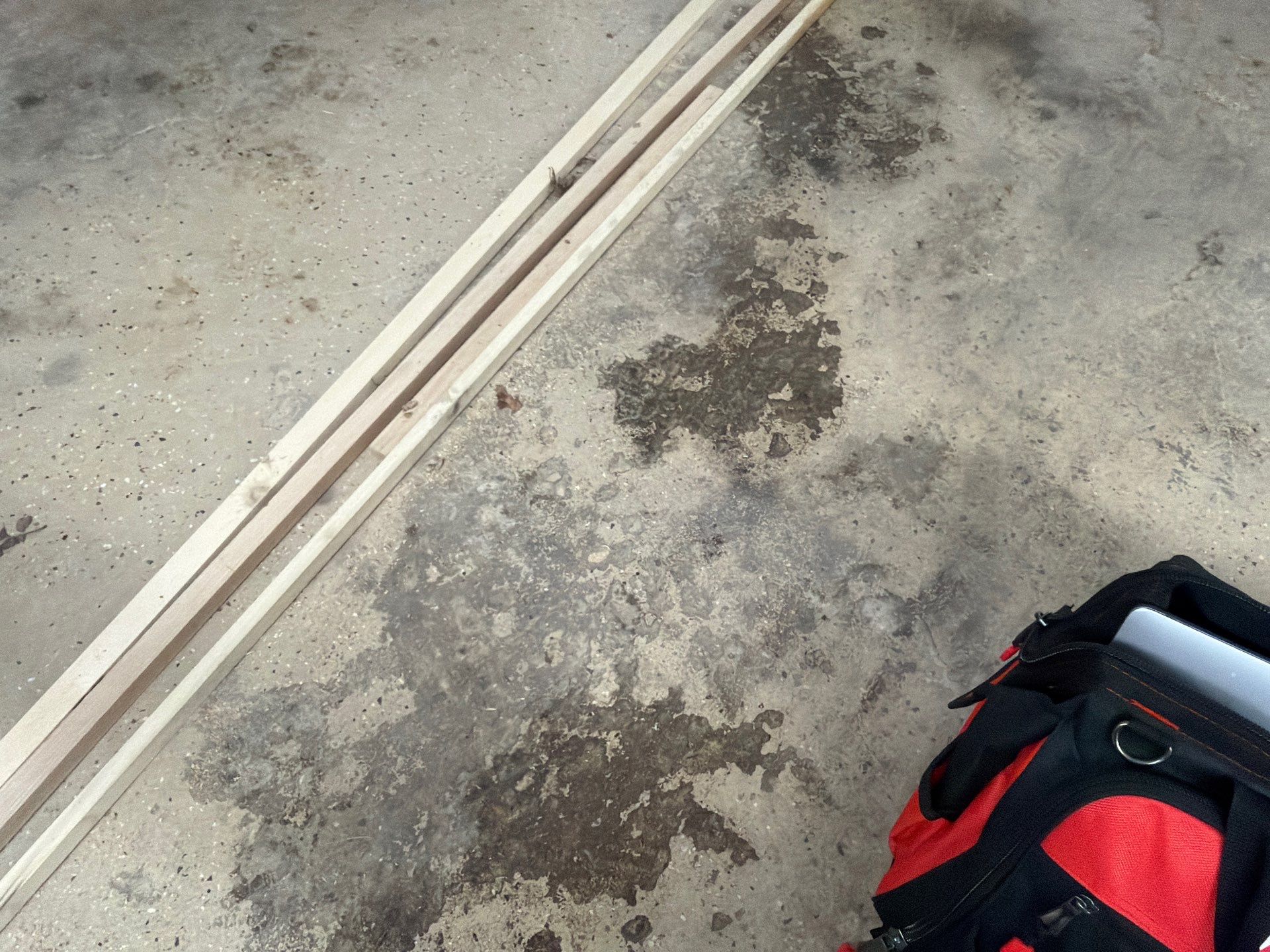 Nightfall Decorative Chip Garage Floor Coating in Luverne, Minnesota by Select Painting, Coatings & Garage Cabinets