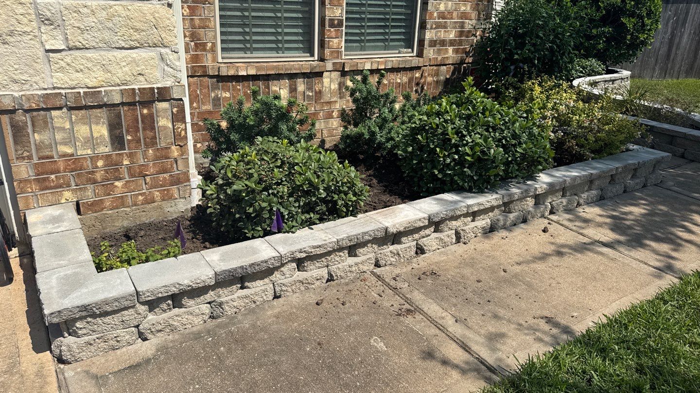 🌿 Mr. Ken’s Front Yard Flower Bed Enhancement by Texas Urban Elements