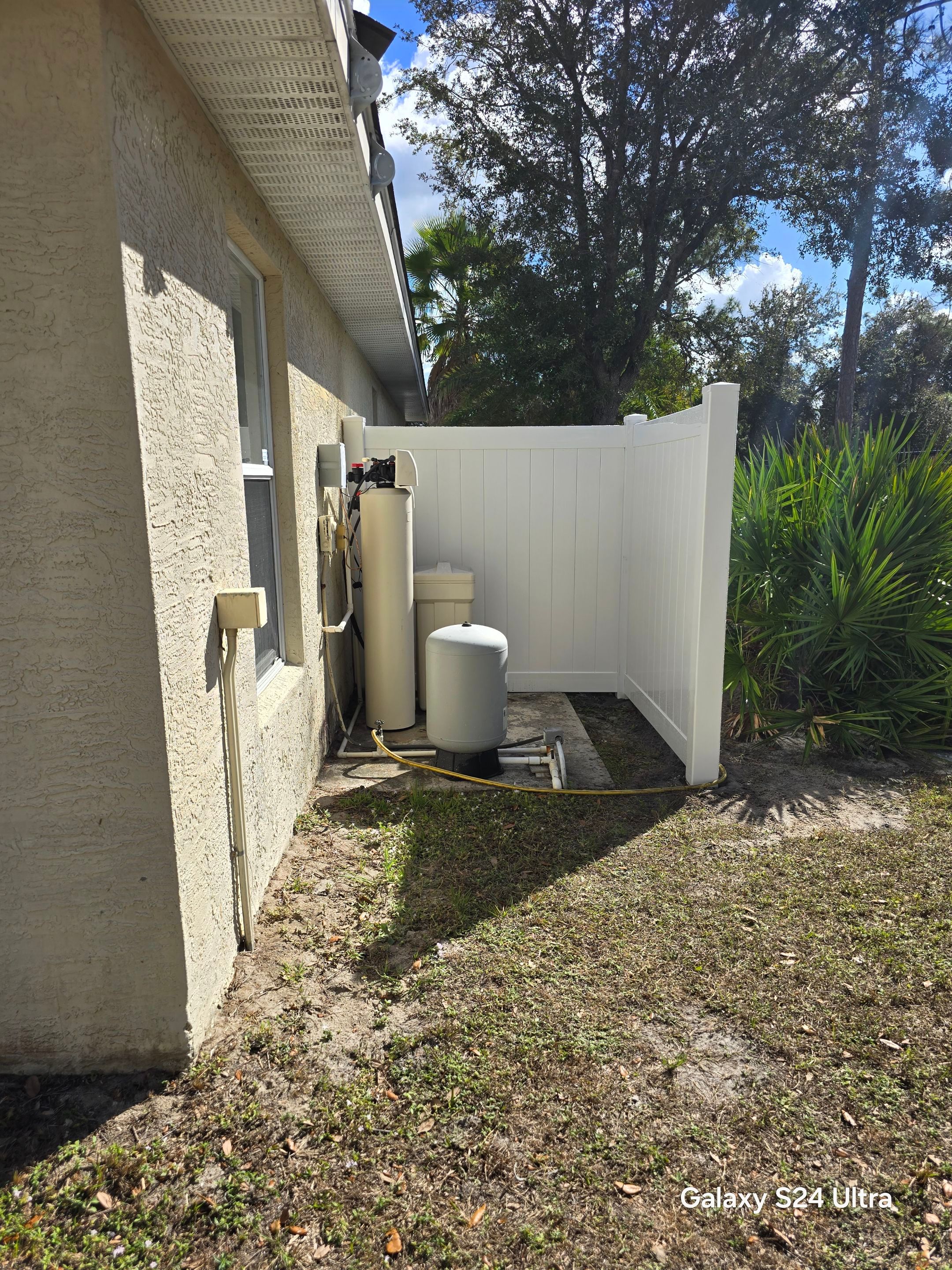 Vinyl Install in North Port by True Fence LLC