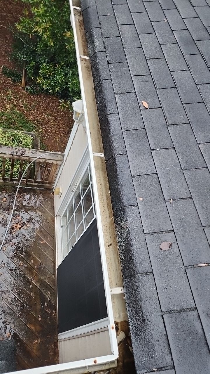House Wash using cleaner by Power Wash Masters LLC