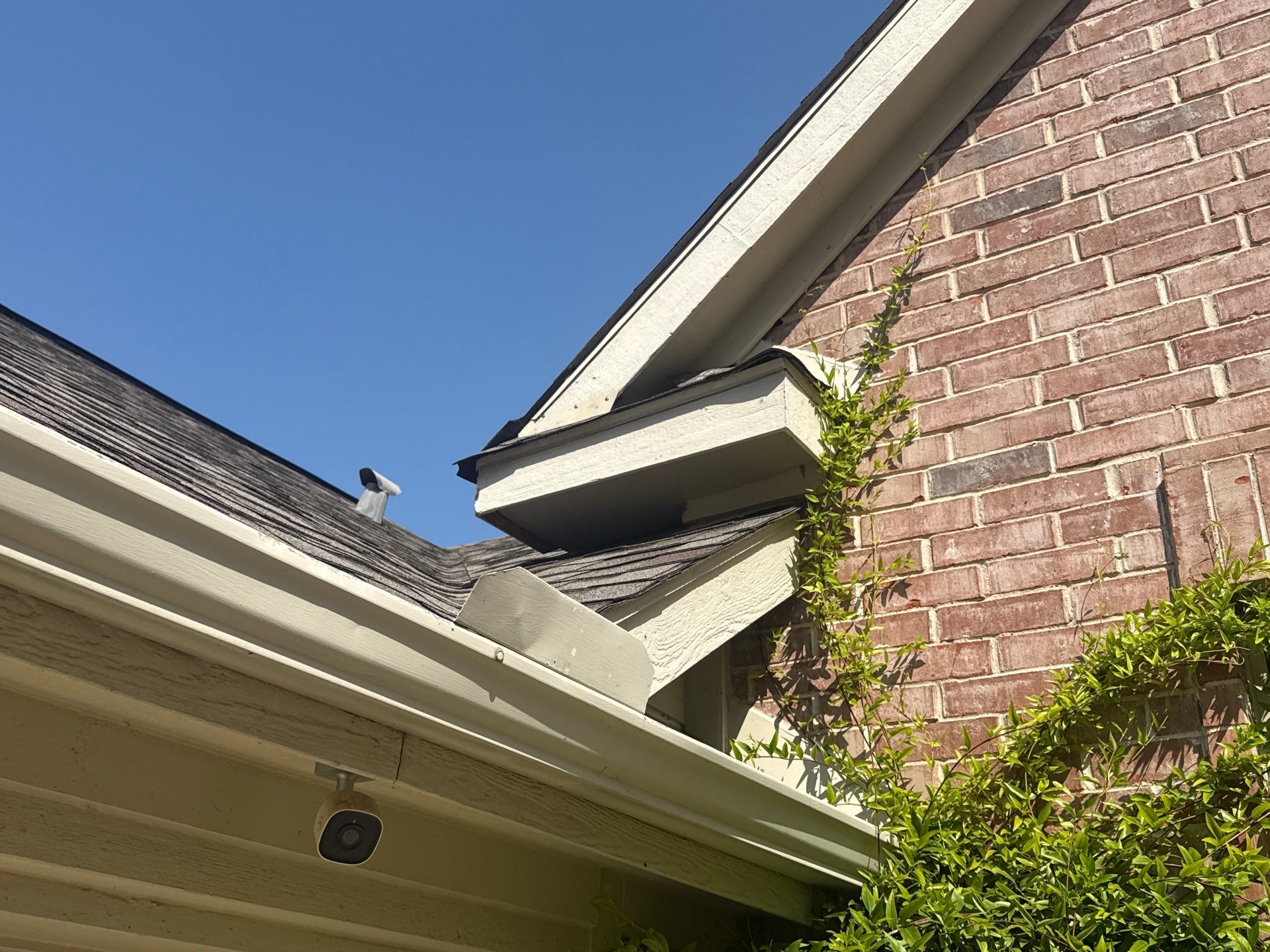 Residential Roofing Repair and Fascia Restoration in Corinth by First Out Roofing