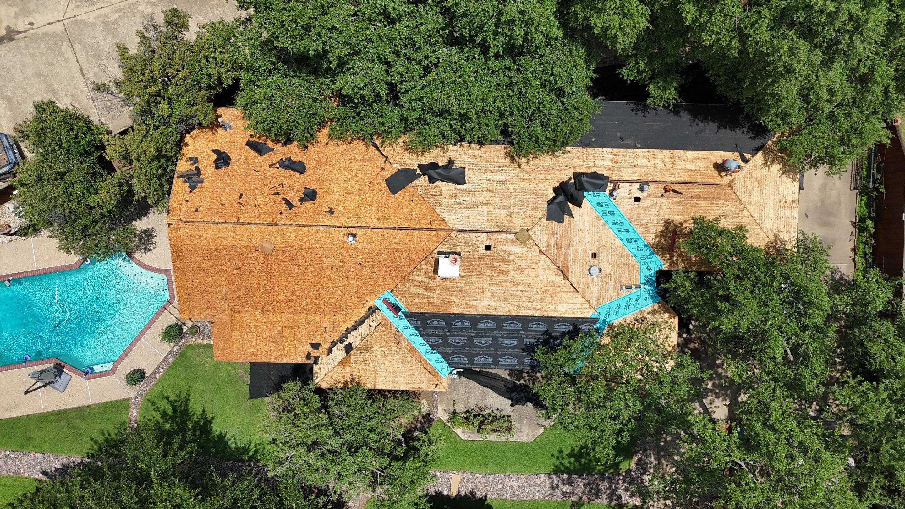 Decra Shake XD Install and Full General Contracting project in one of Arlington's beautiful communities by First United Roofing & Construction