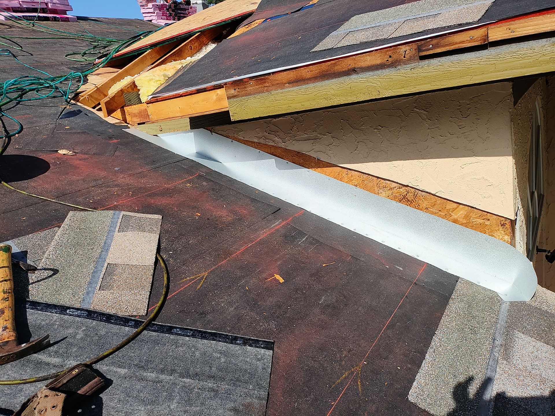 Roof Replacement in Valrico, FL by Shingle Masters Roofing