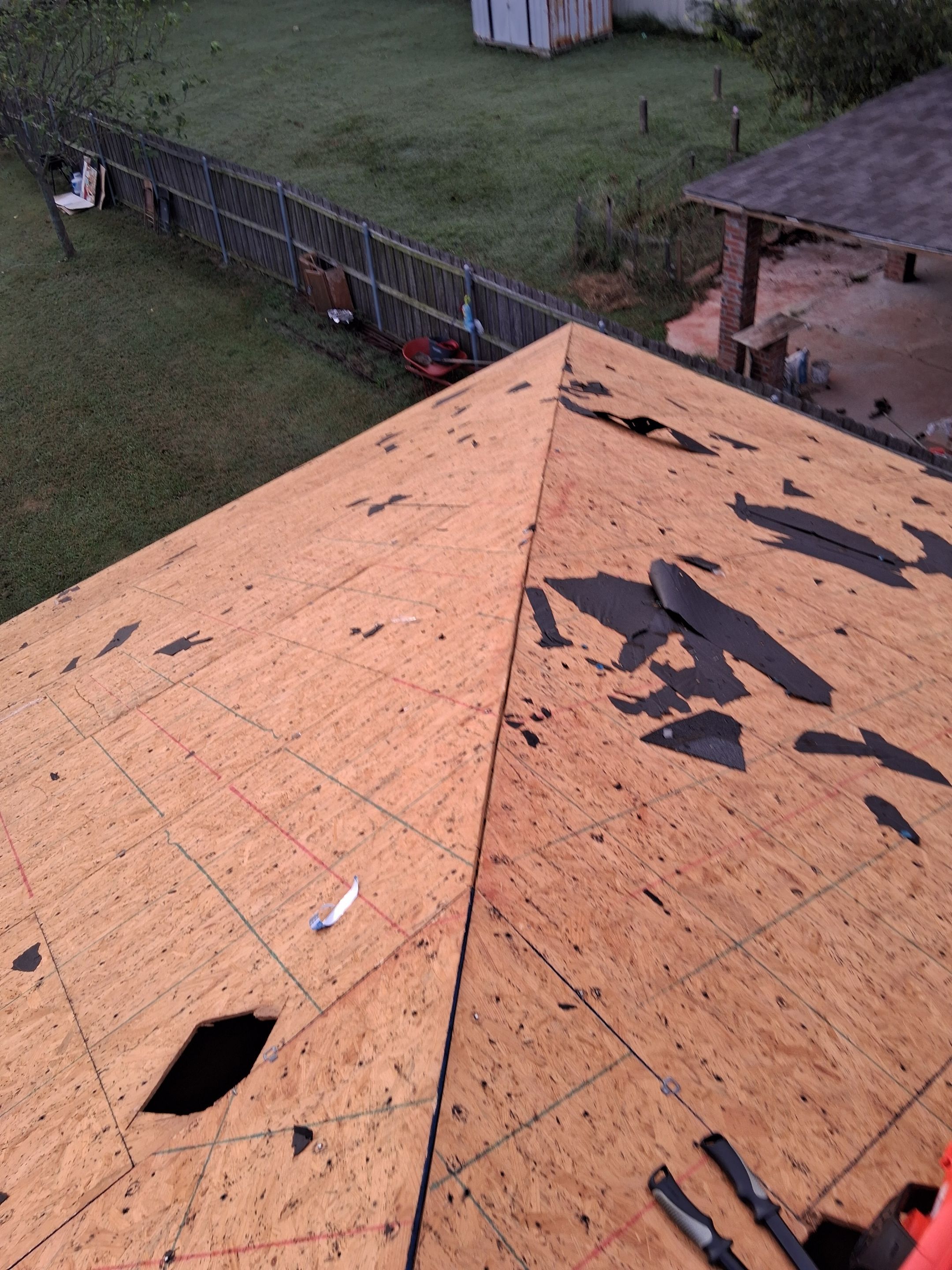 GAF Natural Shadow Charcoal  by Top Sun Roofing