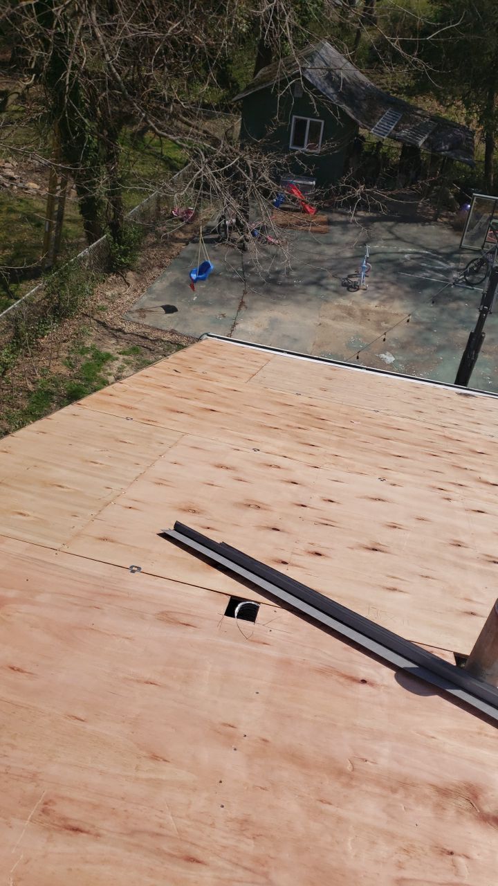 Falls Church - Certainteed Landmark Charcoal Black Roof Project by RM Banning, Inc.