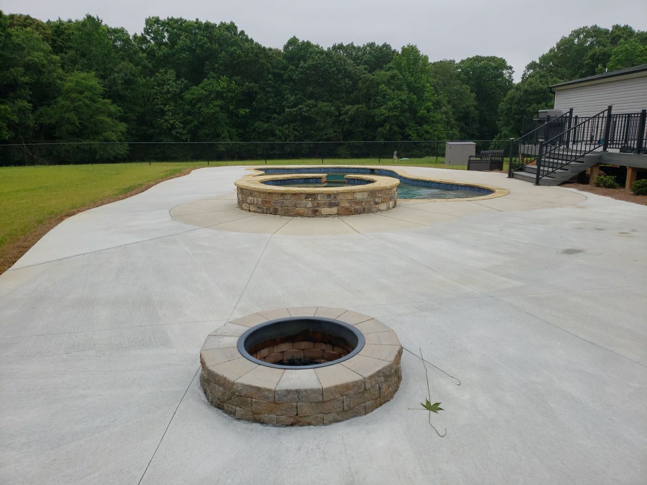 House Wash using cleaner by Power Wash Masters LLC