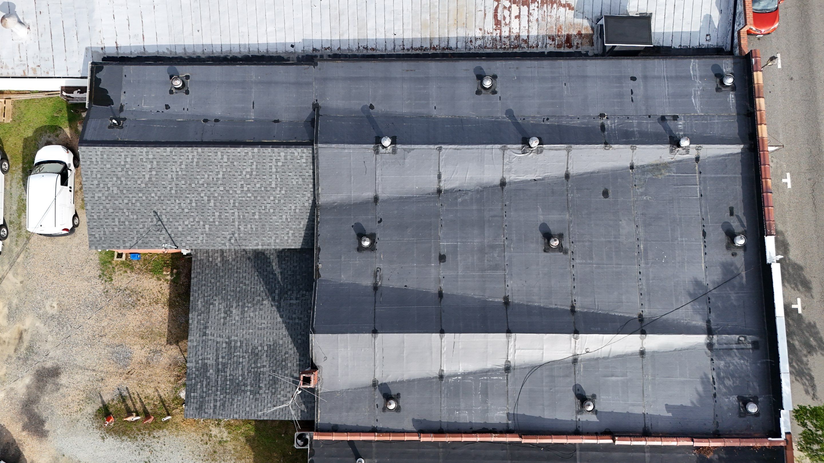 Comprehensive Commercial Roof Replacement in Gloucester Virginia by Cade Construction