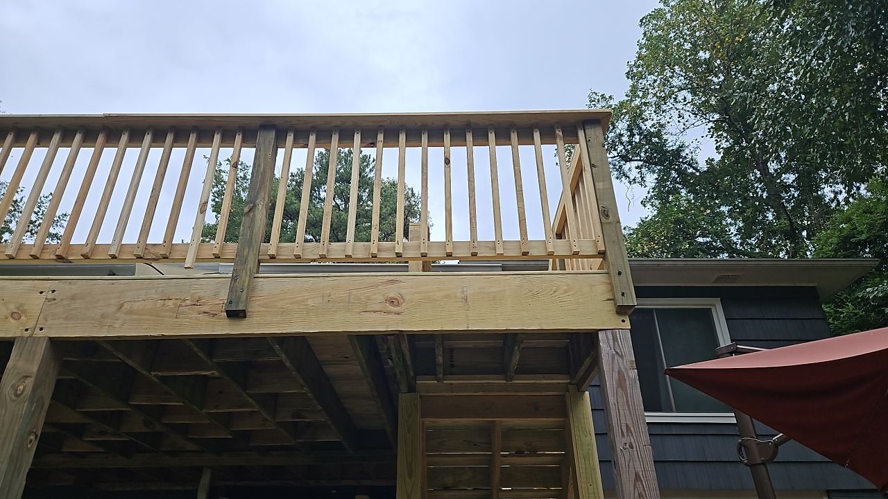 Windsor Blvd - Deck Installation by Pillar and Pine
