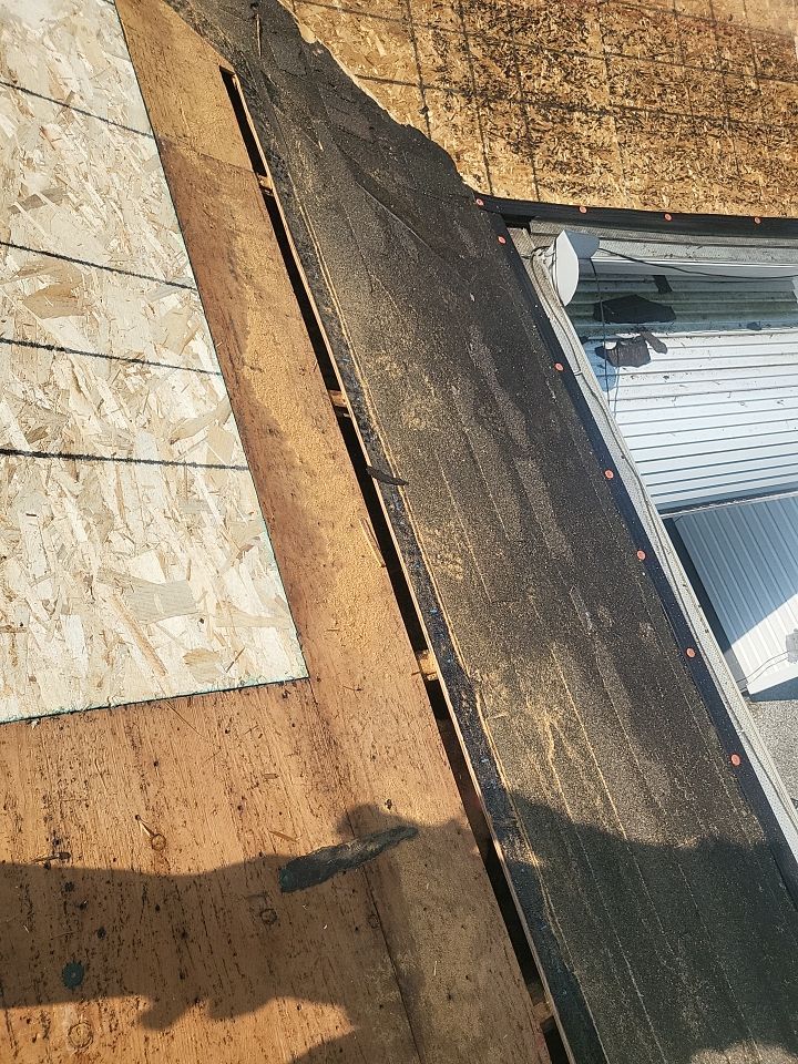 ATLAS PINNACLE COLOR: SCOTCHGARD BLACK SHADOW by Eagle Eye Roofing