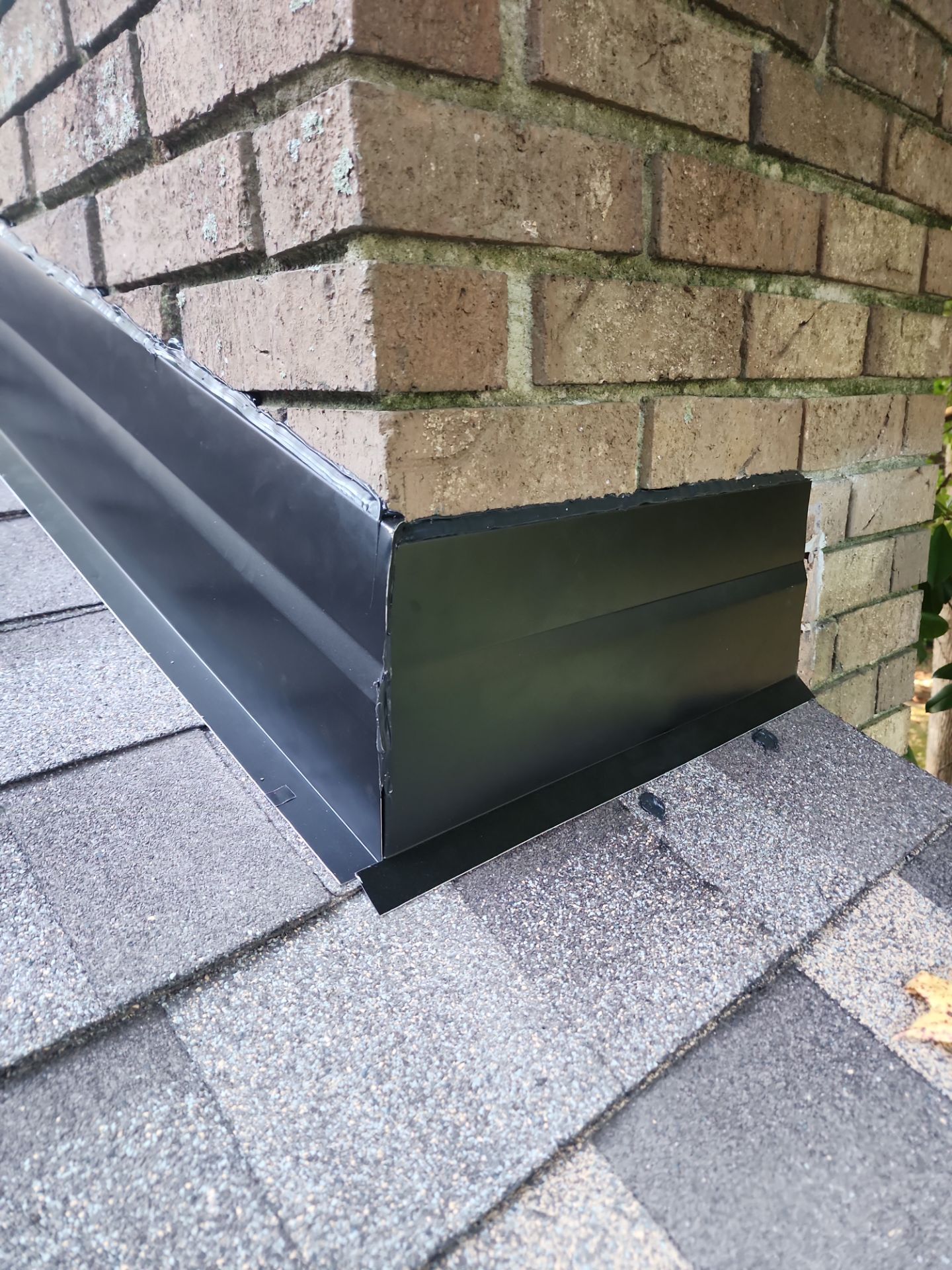 NEW ROOF WITH TRIM RESTORATION by Indigo State Roofing