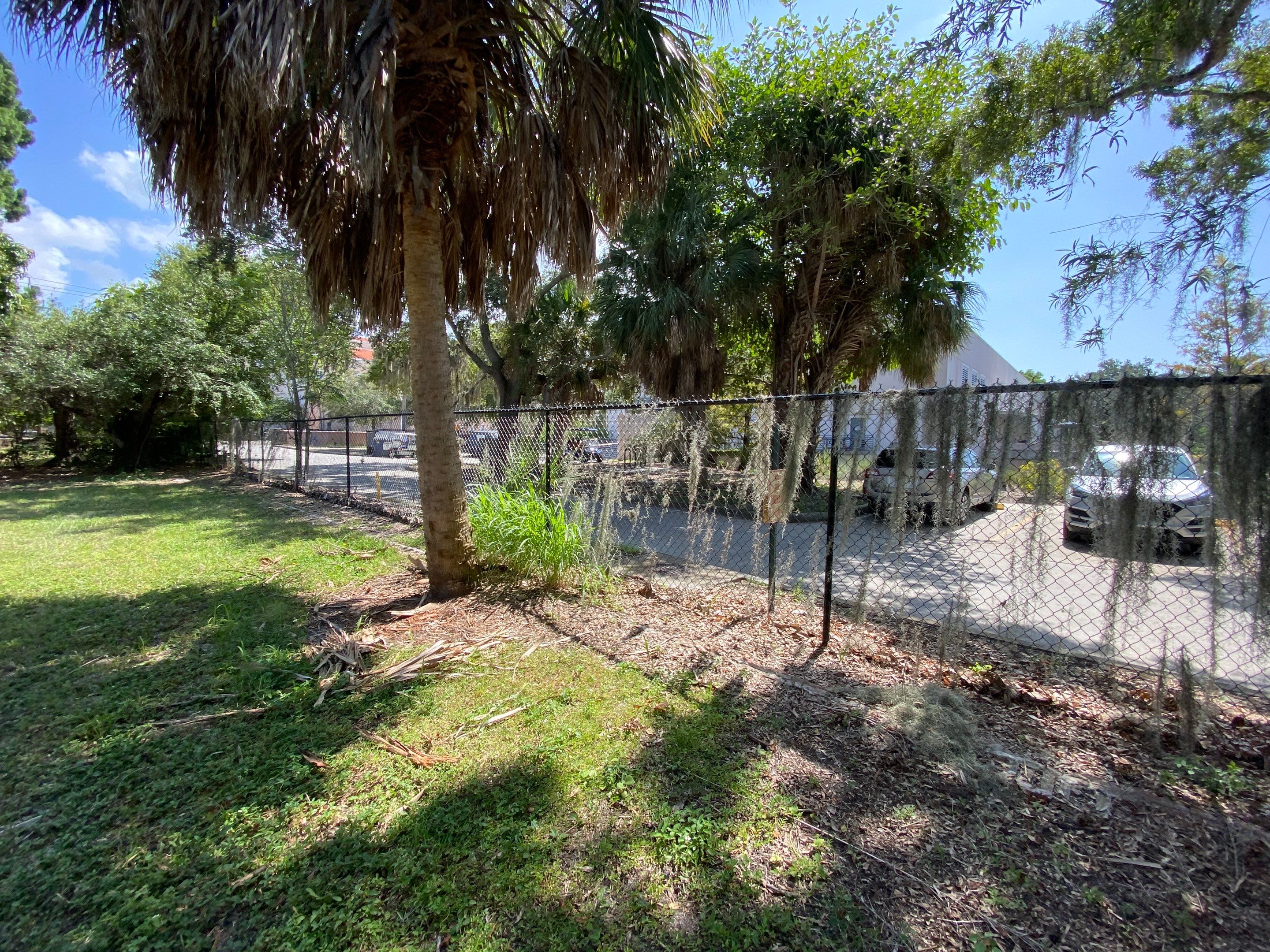 Sarasota, Fl White Vinyl Fence Installation by Asap fence and gates, LLC