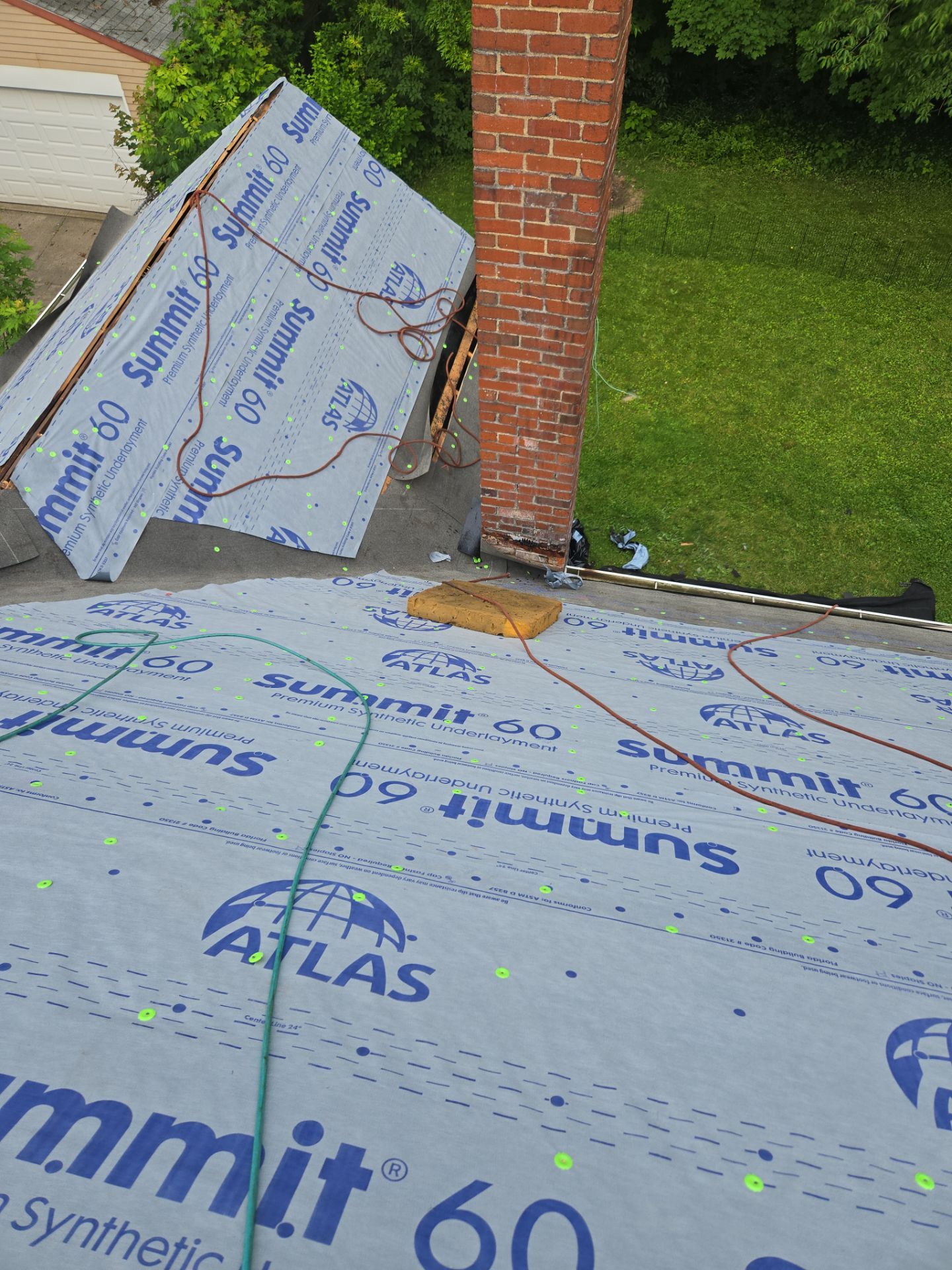 Atlas Pinnacle, Color, Coastal Granite, Drip Edge, Color, Black by Eagle Eye Roofing