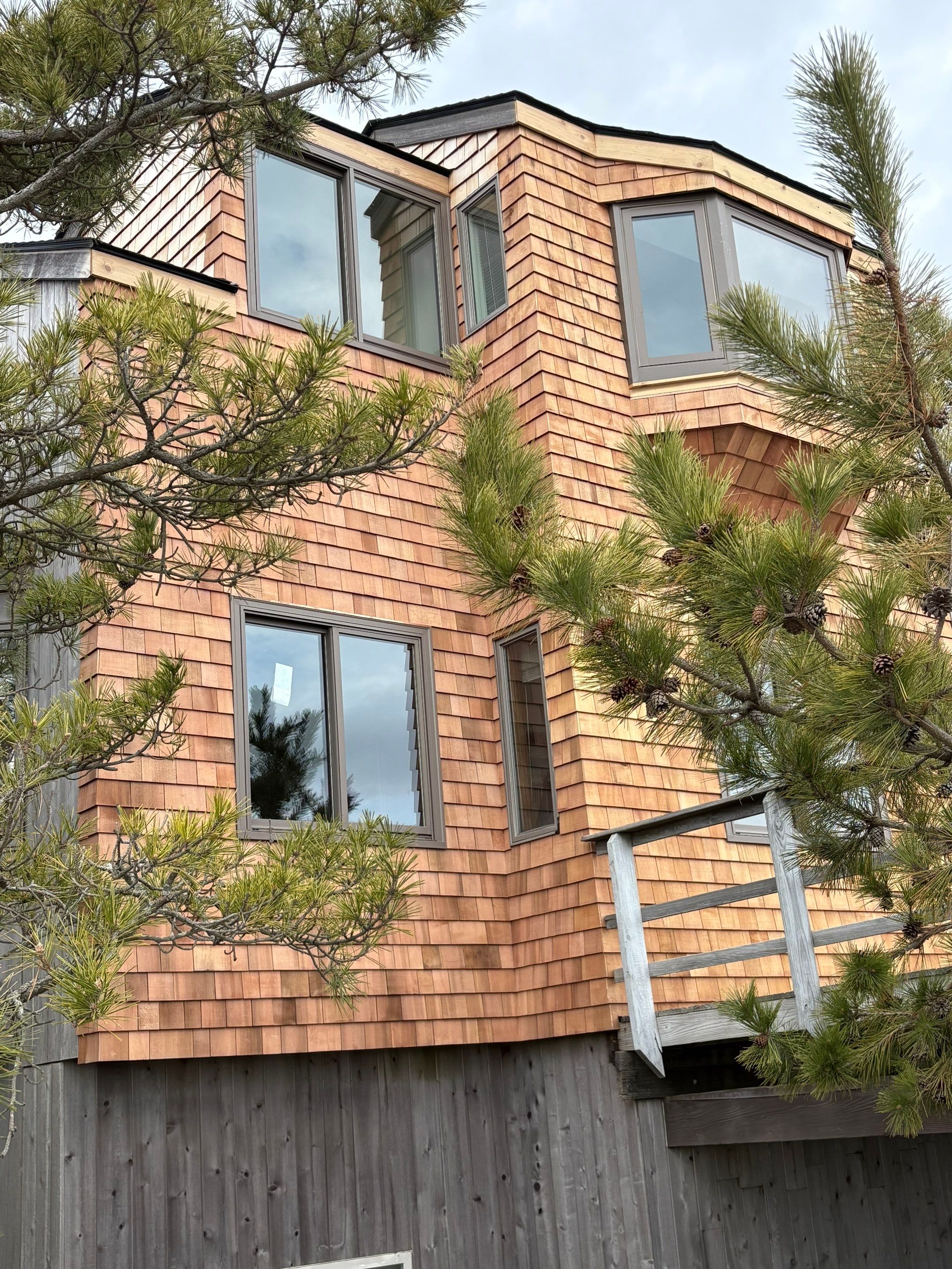 Atlantic Ave - Red Cedar Siding by Rinaldi Brothers