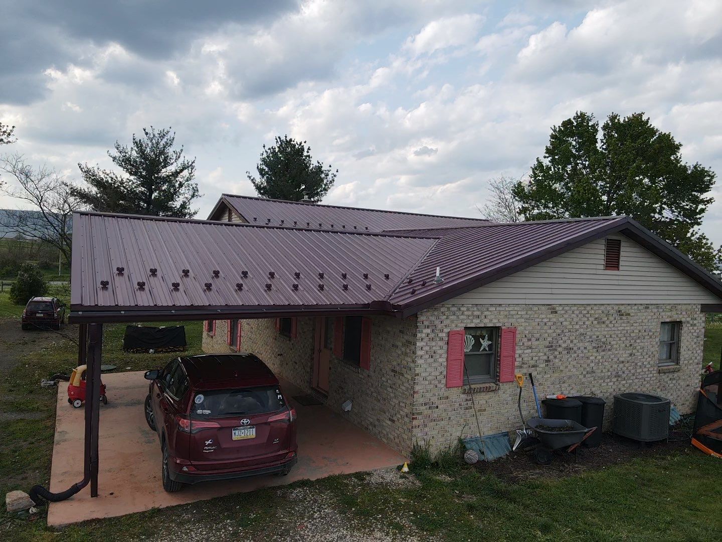 Metal Roof Installation using Everlast Azm panel w/ colourbond process by Teflon Roofing