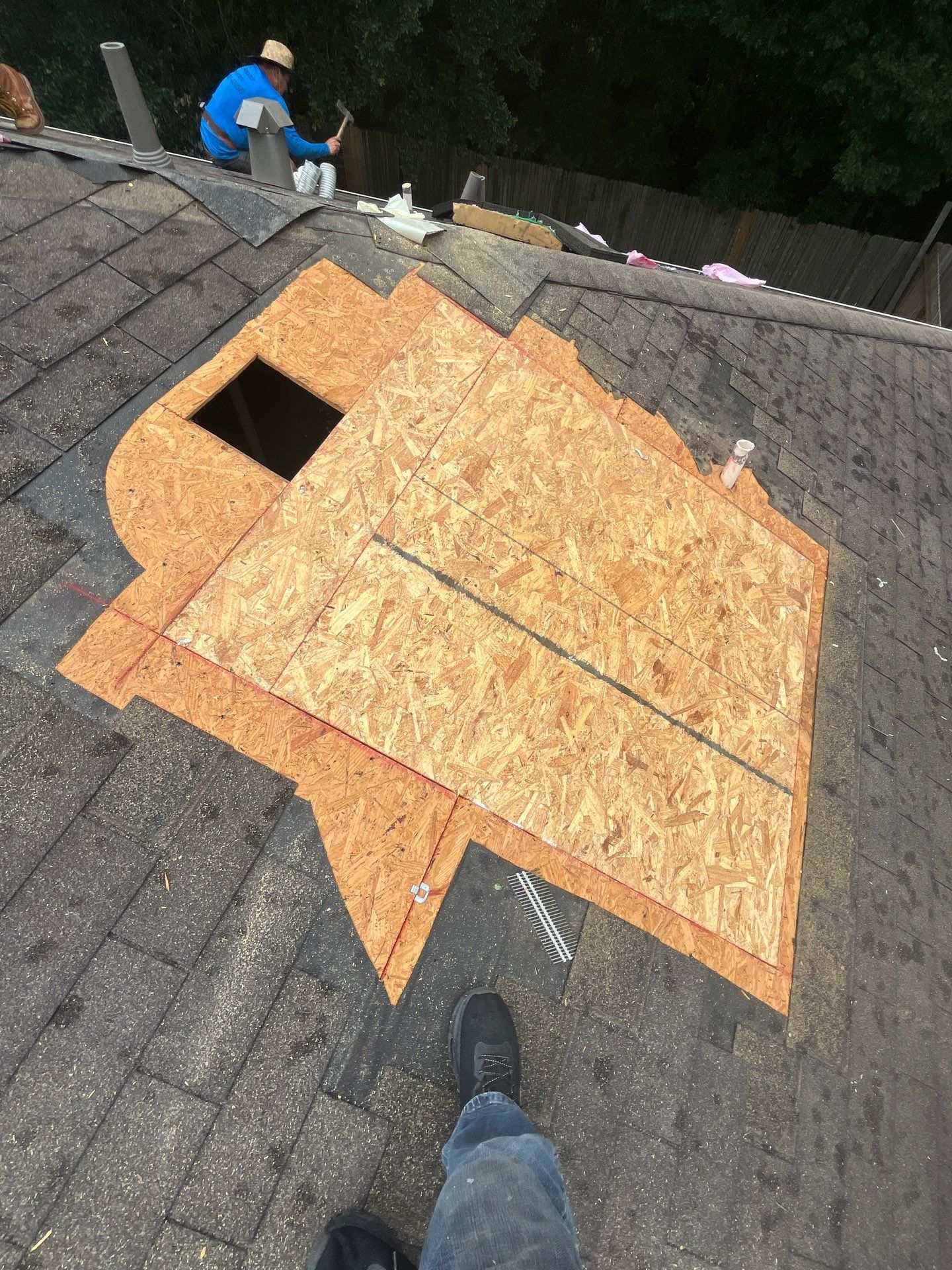 Residential Roofing Repair using Owen's Corning Duration (Lifetime) Shingles by Roof Repair Company