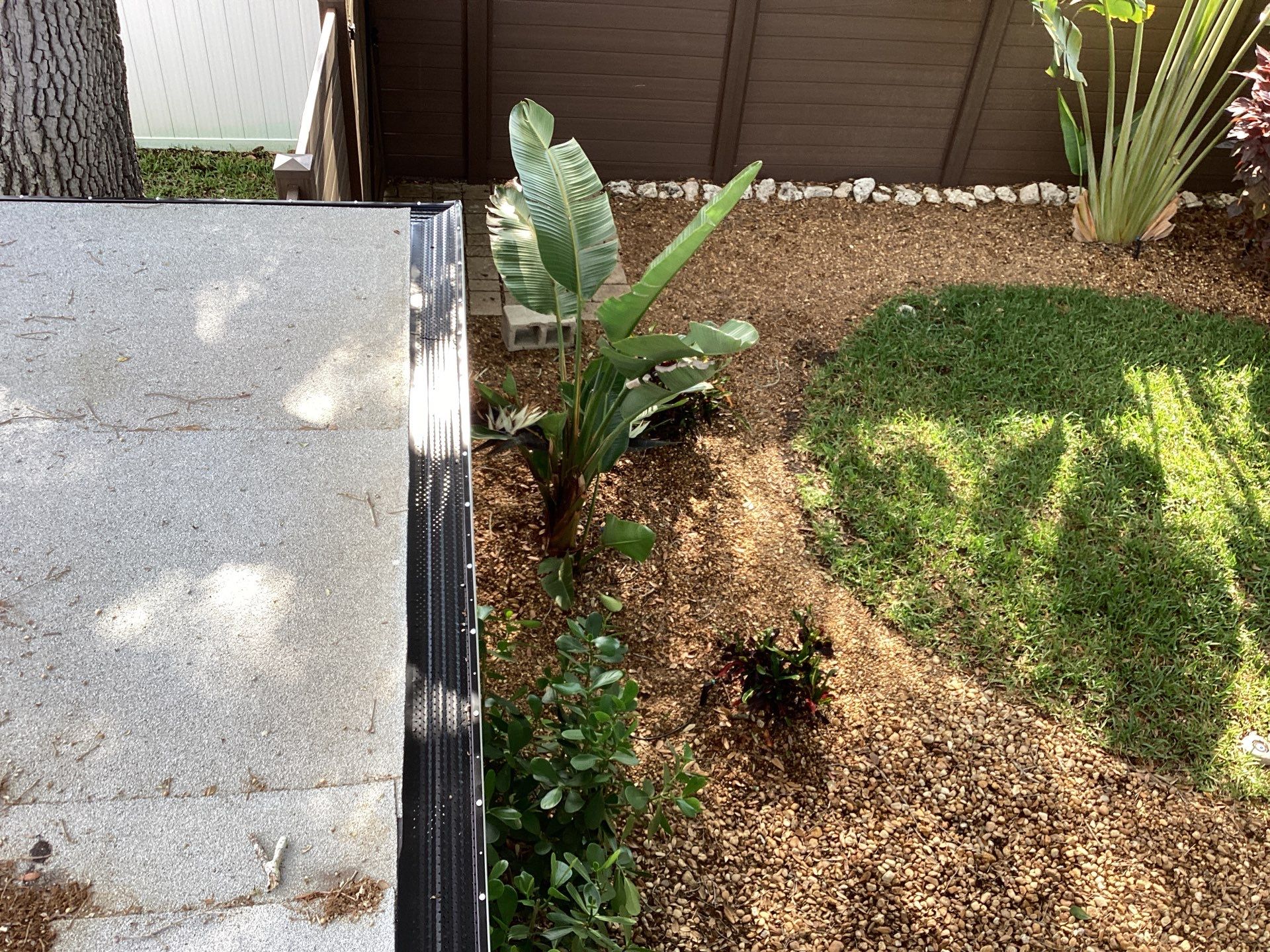 Elegant 7-Inch Seamless Gutters in Sarasota FL in Sarasota FL by Gutter Professors