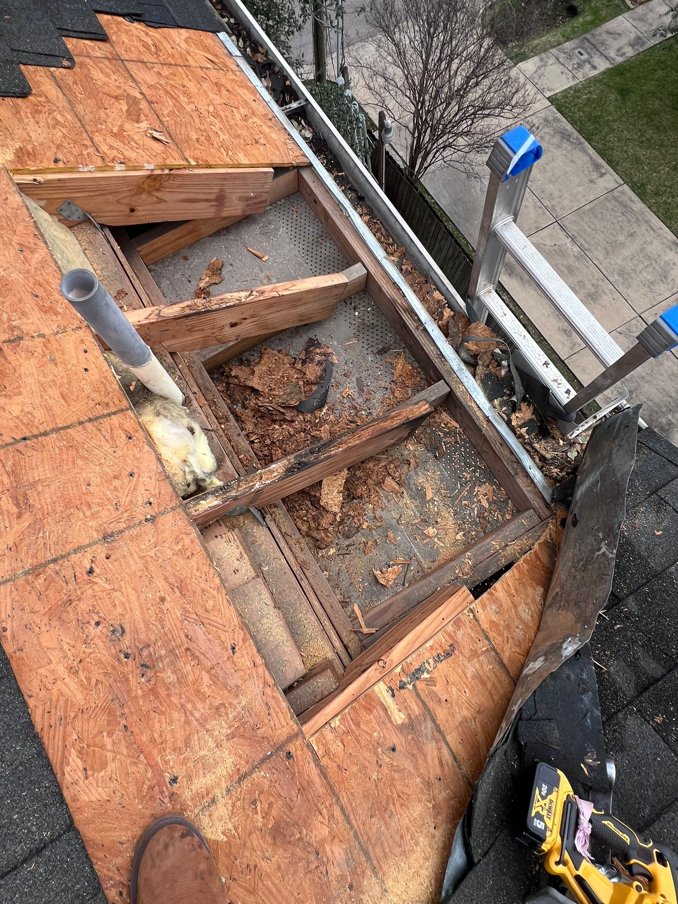 Hail Damage using Owen's Corning Duration (Lifetime) Shingles by Roof Repair Company