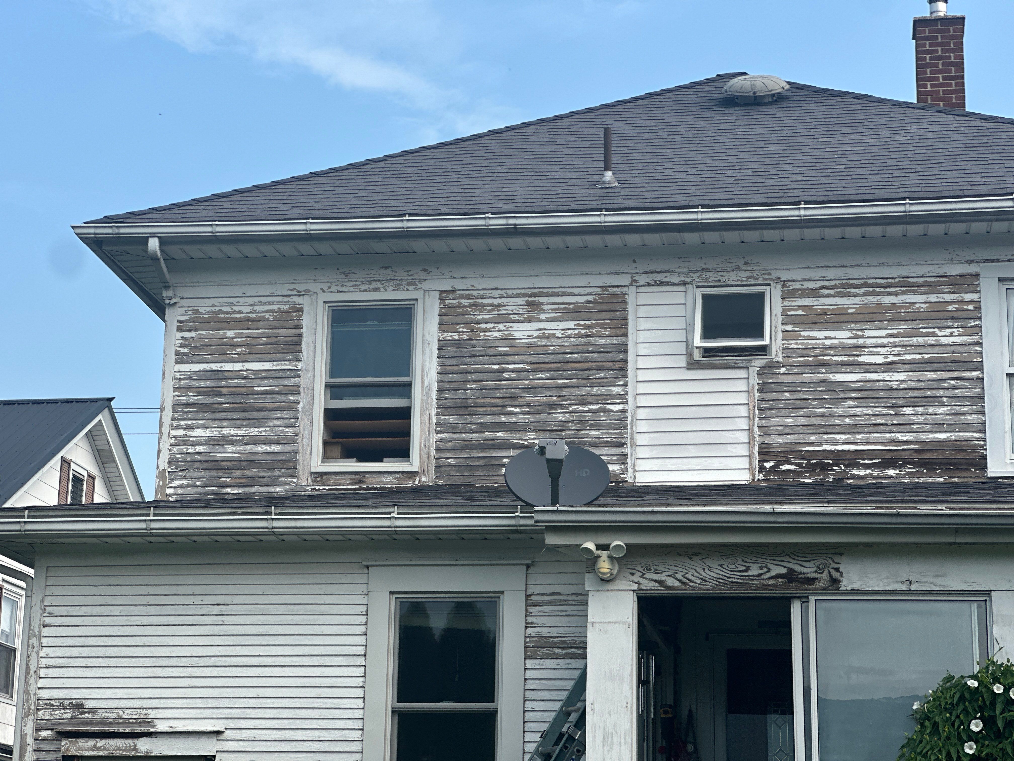Vinyl Siding and Gutter Replacement in Hegins by Esh Builders