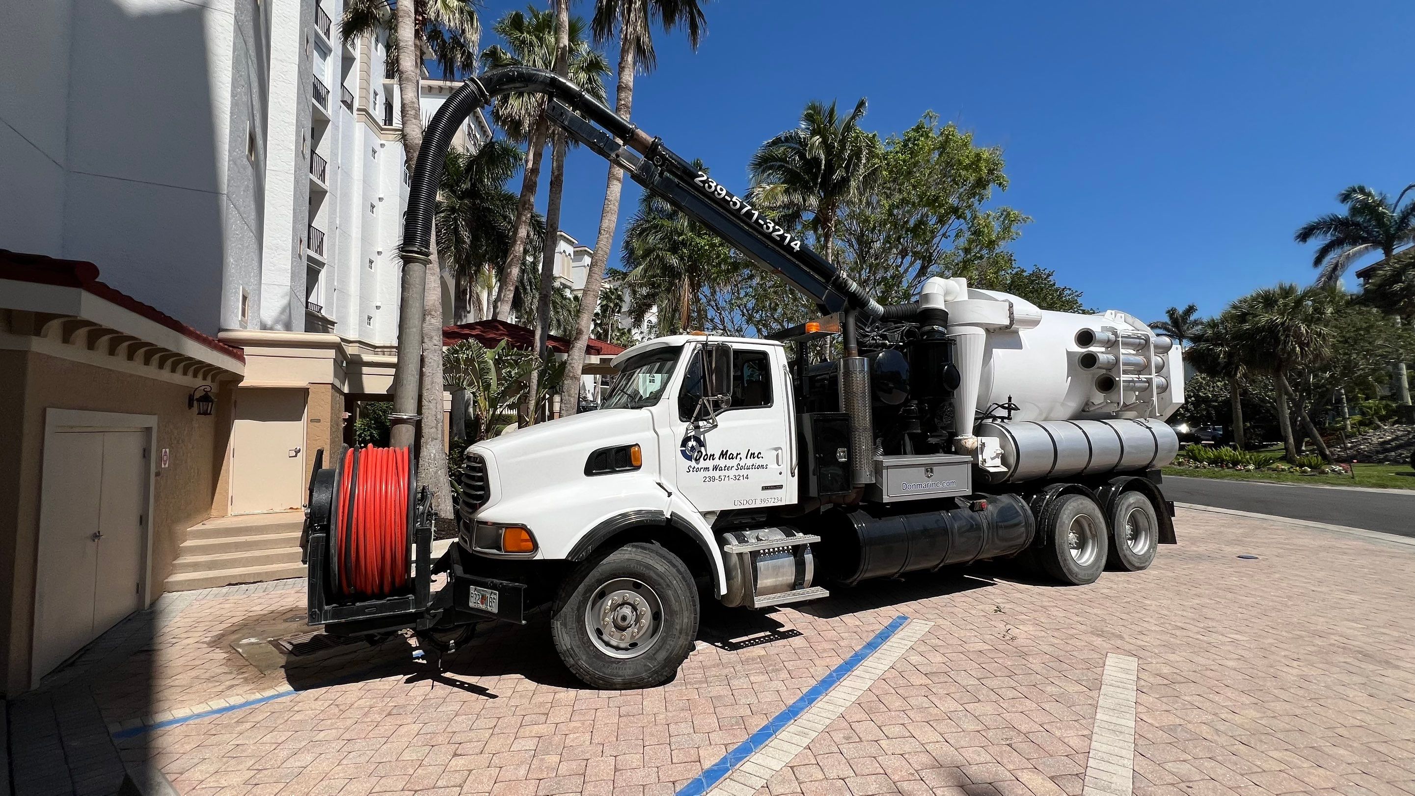 Condo Parking Garage Cleanup and Stormwater System Maintenance by APS Power & Water