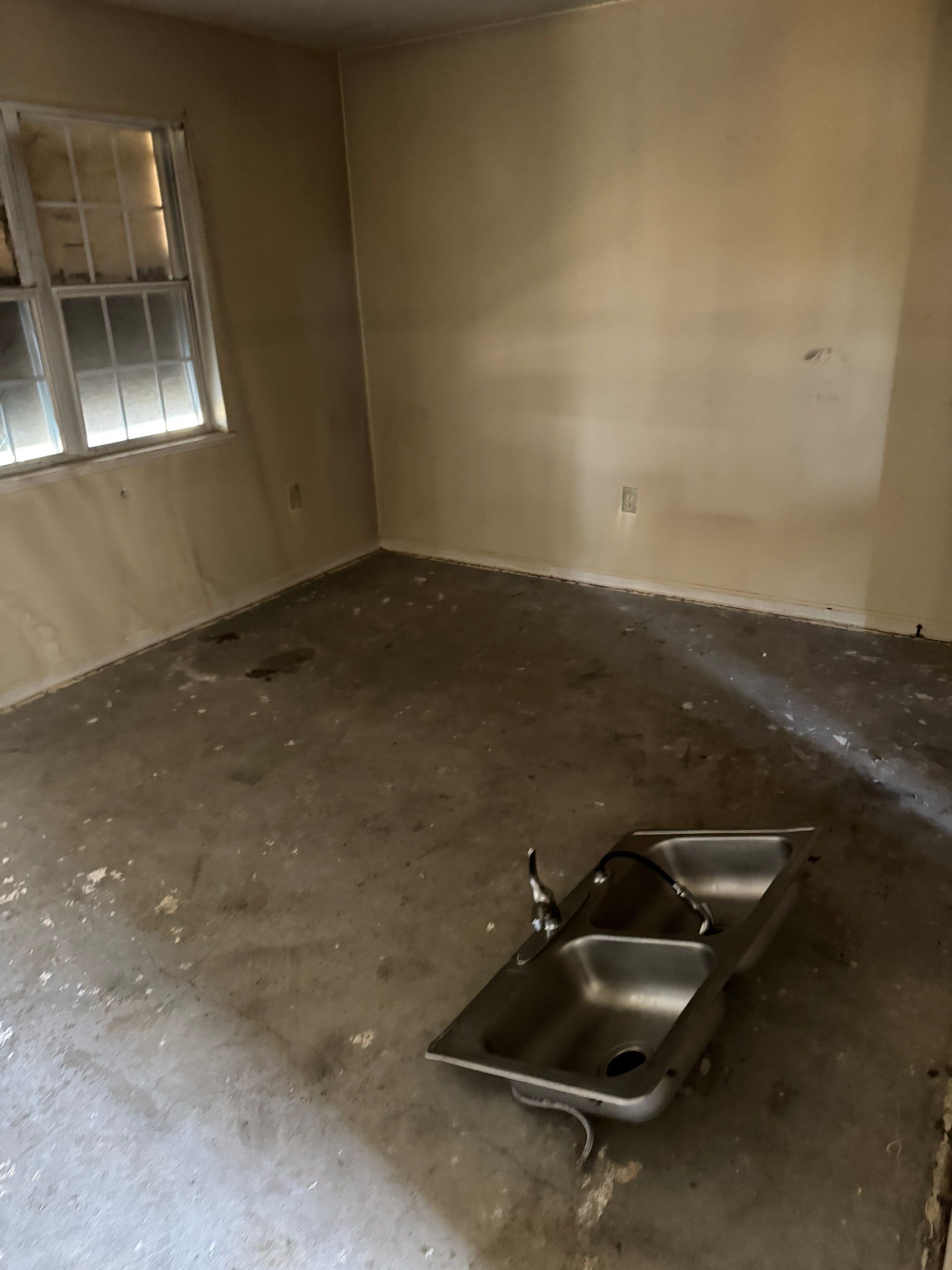 Fire-Damage Restoration & Unit Renovation – Gavin Park by S.W. Contracting & Consulting