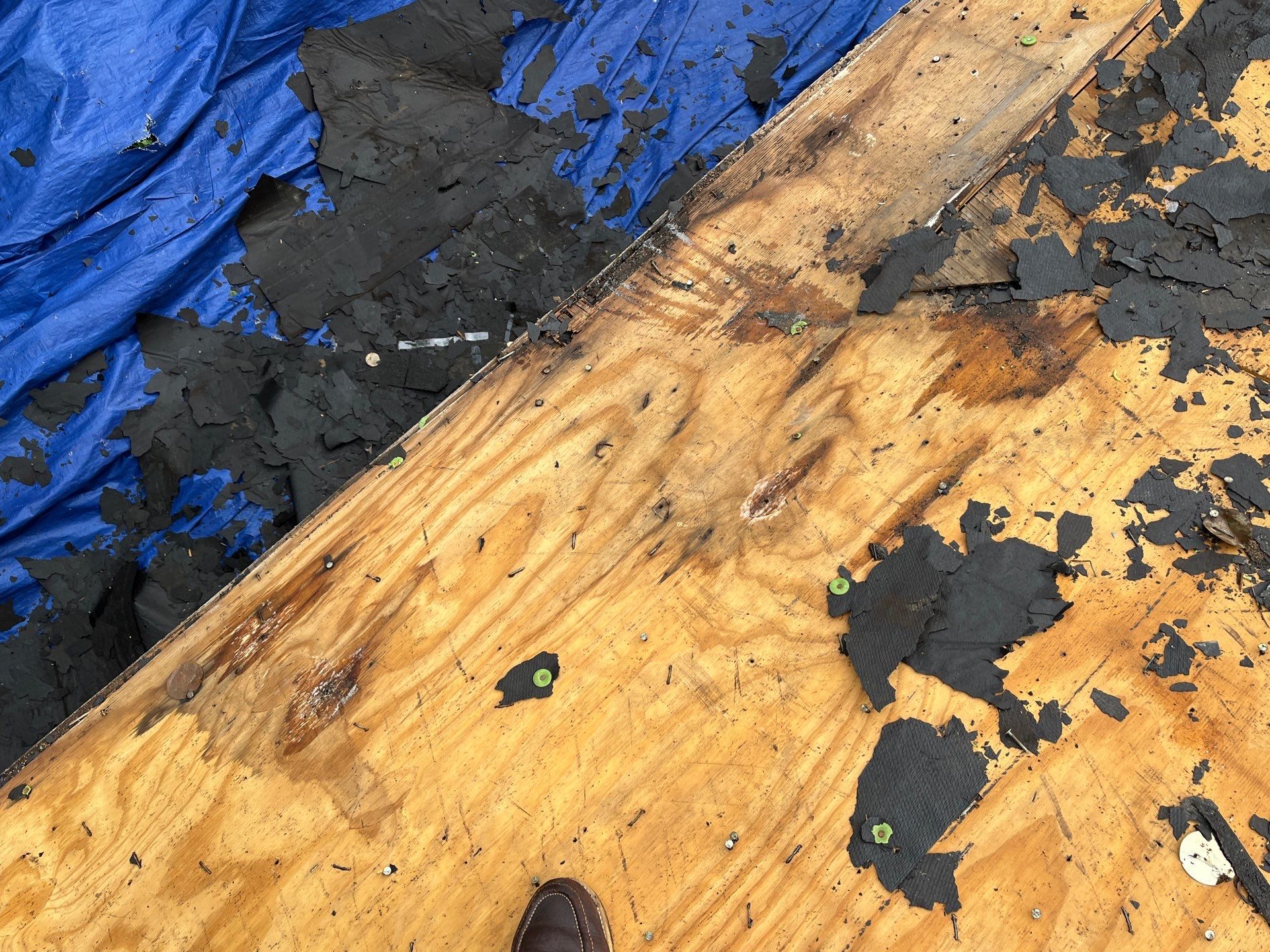 Residential Roofing Installation using Owen's Corning Duration (Lifetime) Shingles by Roof Repair Company