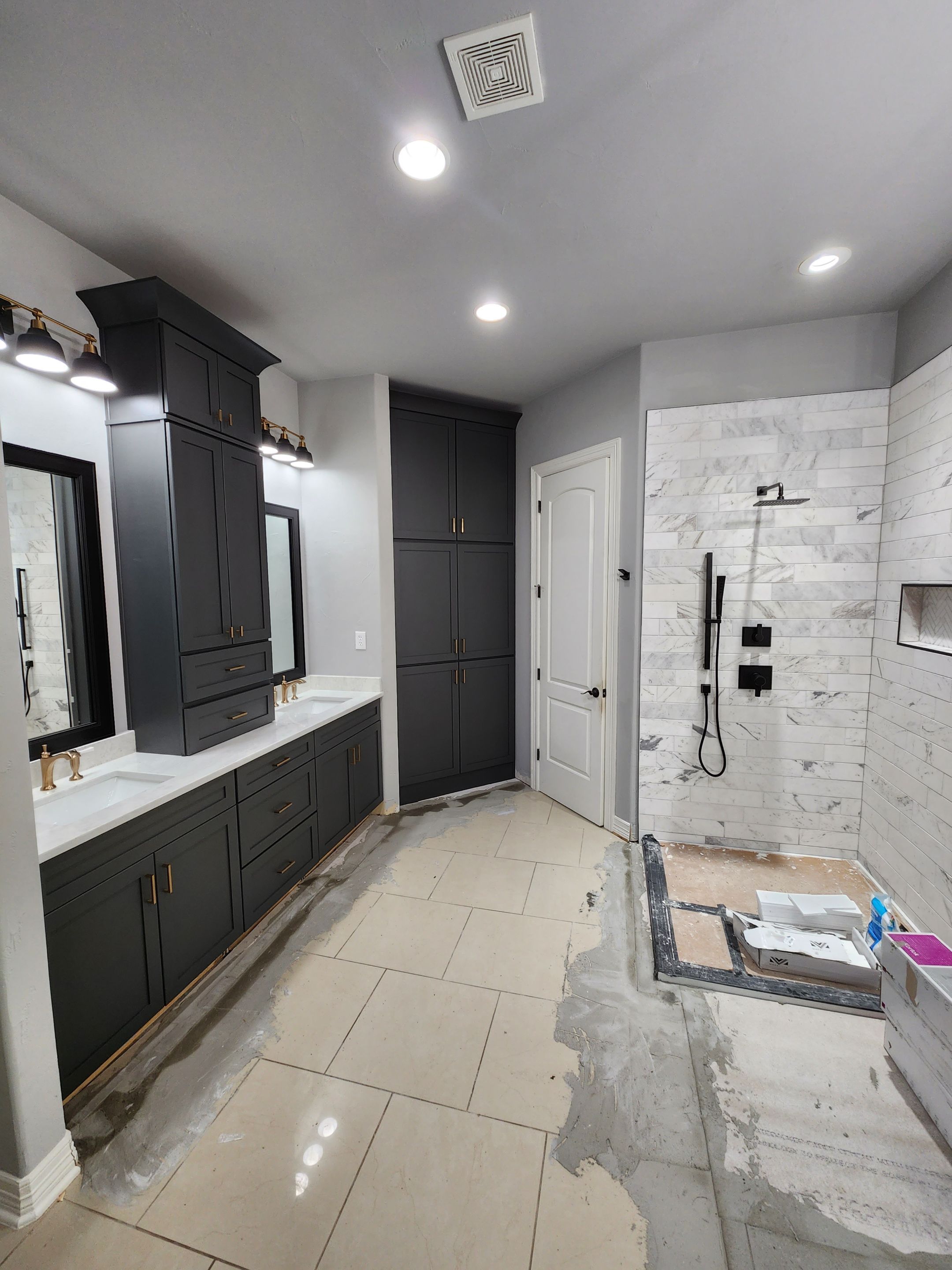 San Antonio Bathroom Remodel with Black Free-Standing Tub by Legacy Bath and Kitchen 