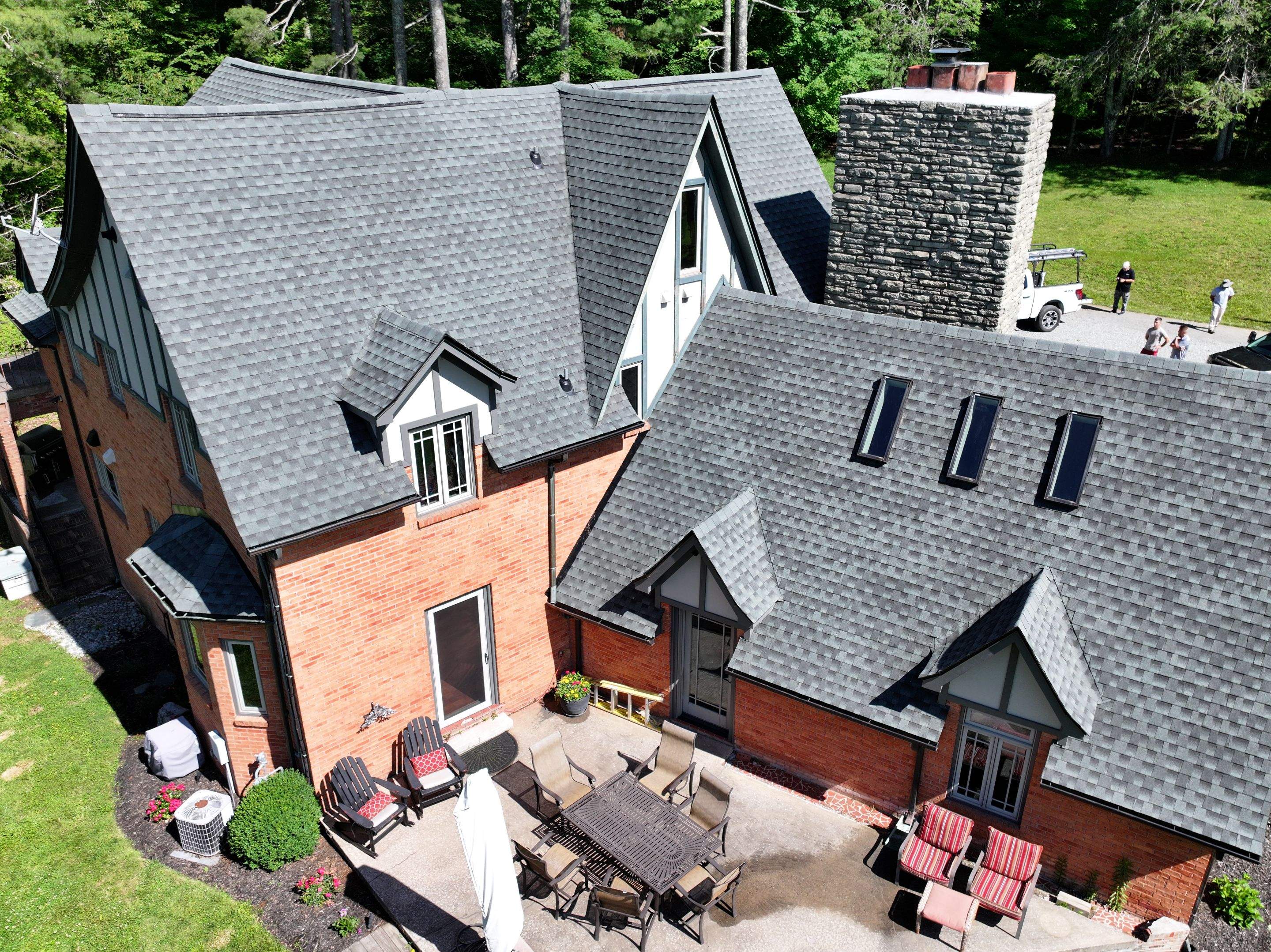 Cameron Residence by Omnia Roofing