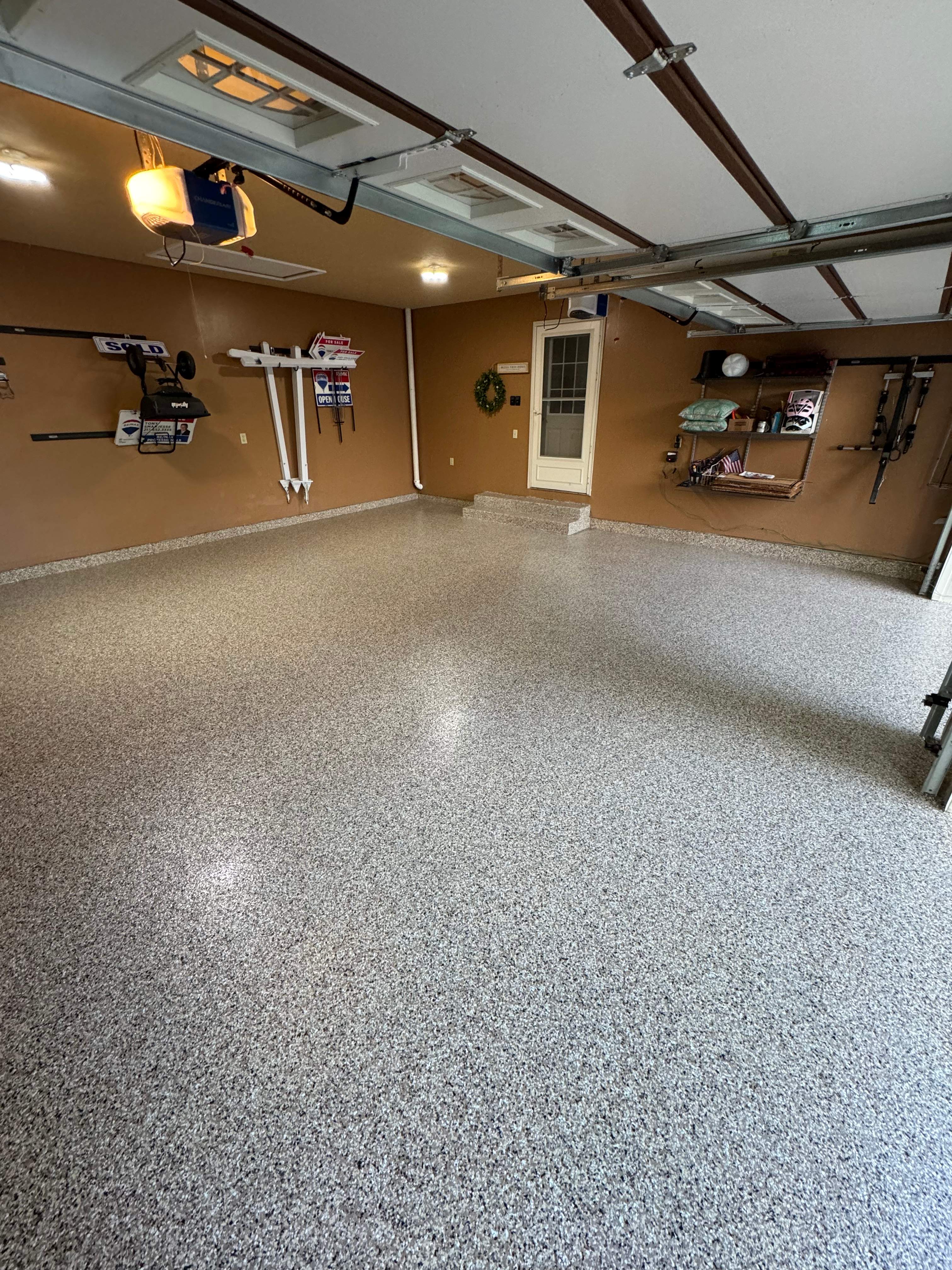 Sedona Garage Springfield by Loud Bros