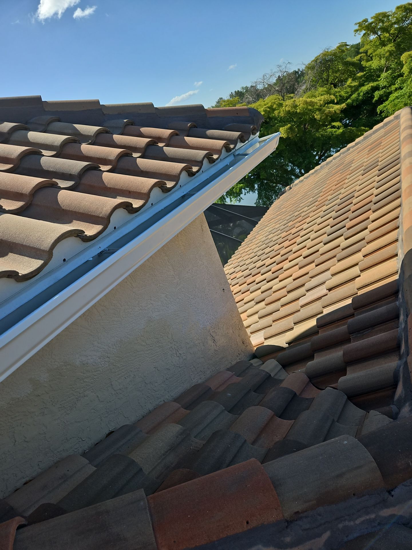 Replace gutter using K-Style Seamless Gutters & Downspouts in Lakewood Ranch, FL  by Gutter Professors