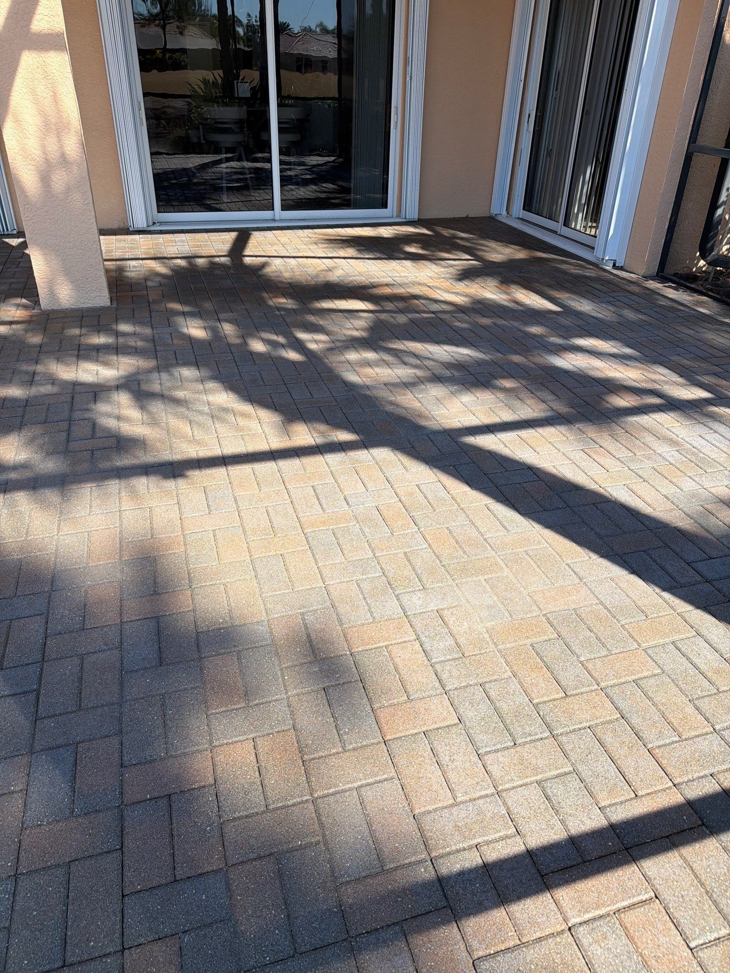 Lanai and Driveway Paver Sealing Project in Sun City Center by Supreme Paver Experts