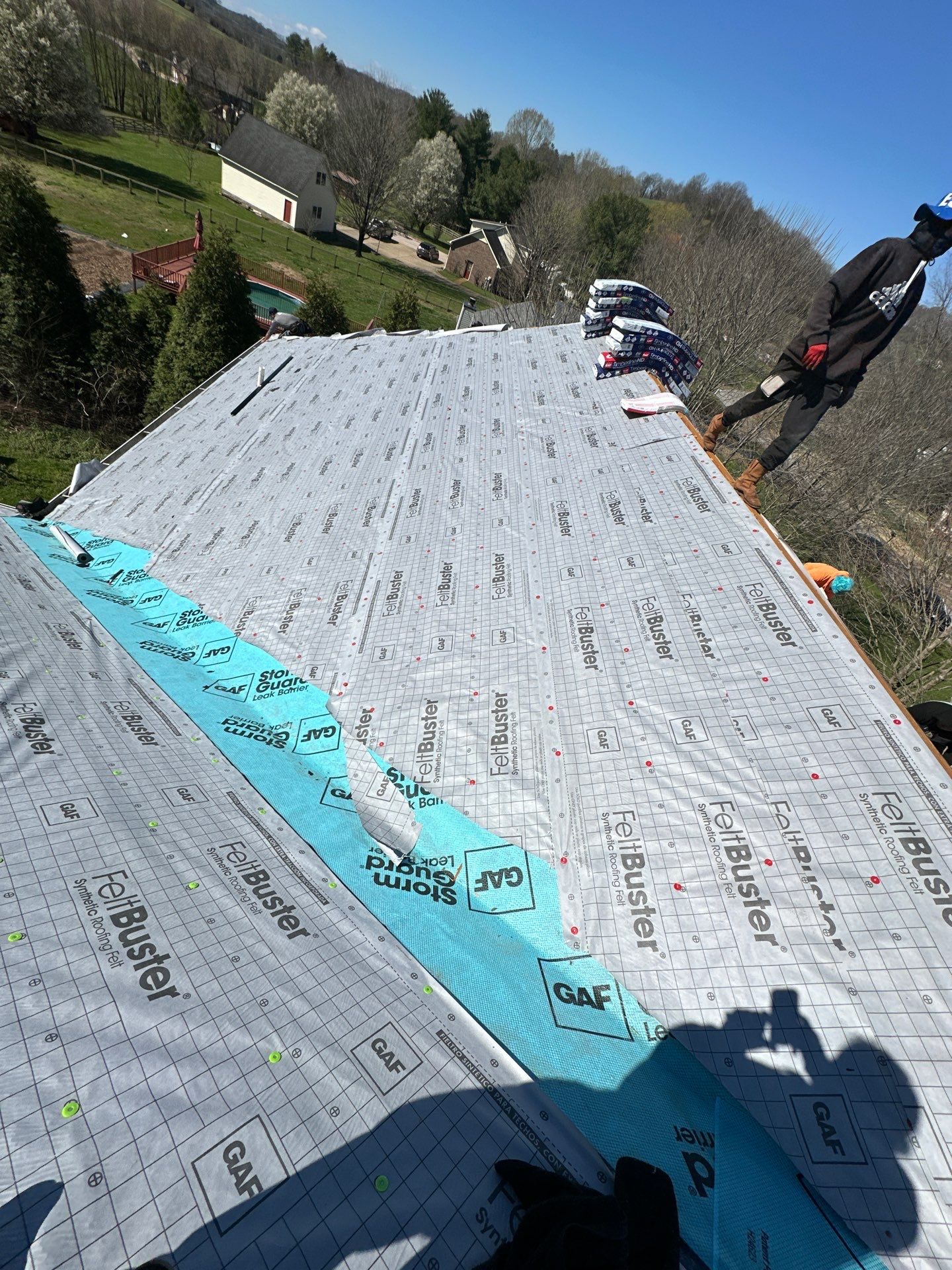 Residential Roofing Installation using GAF Timberline HDZ Charcoal by Undersun Roofing 