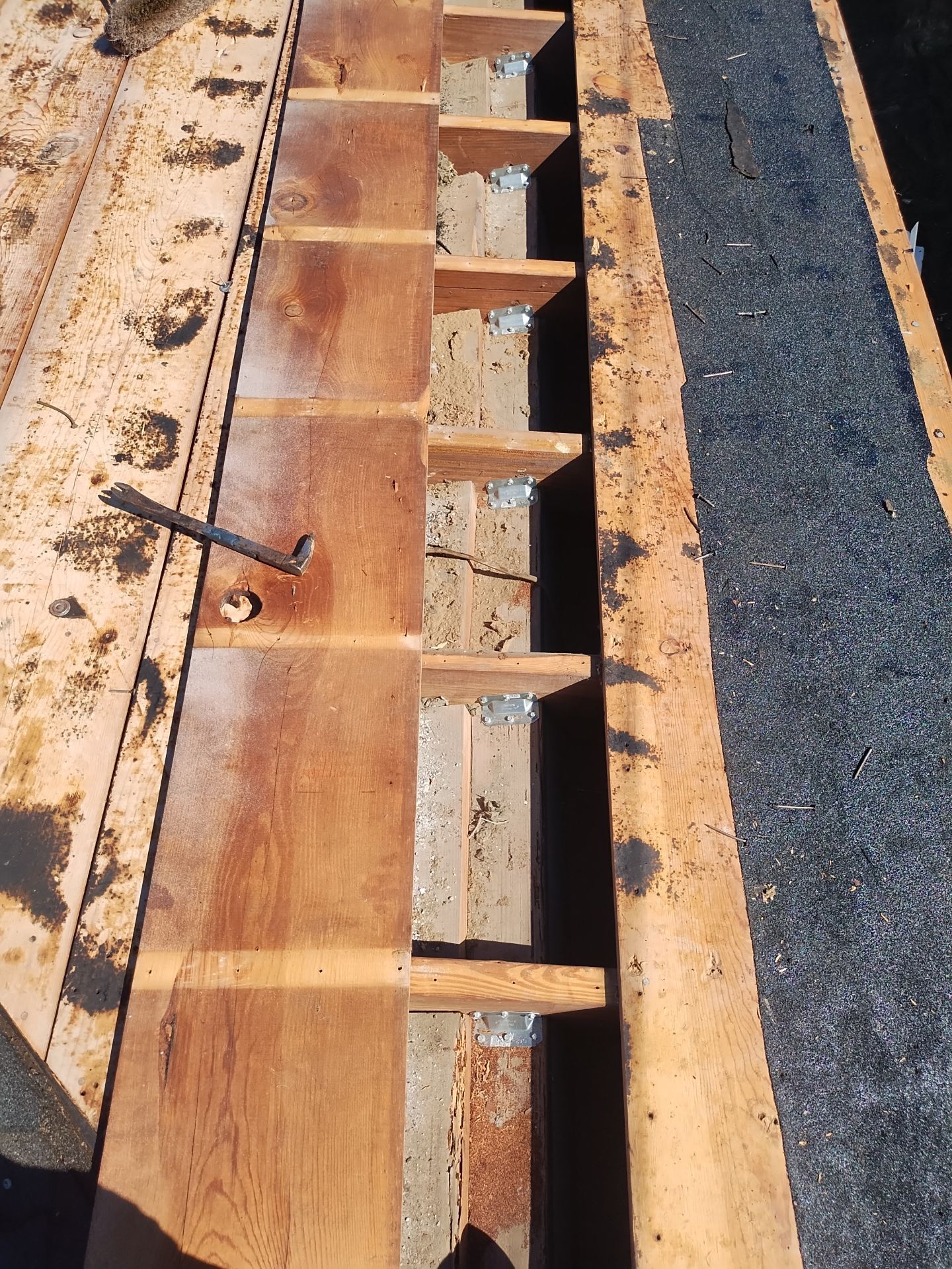Project in St. Petersburg 33712 by Mitchell Roofing Company LLC 